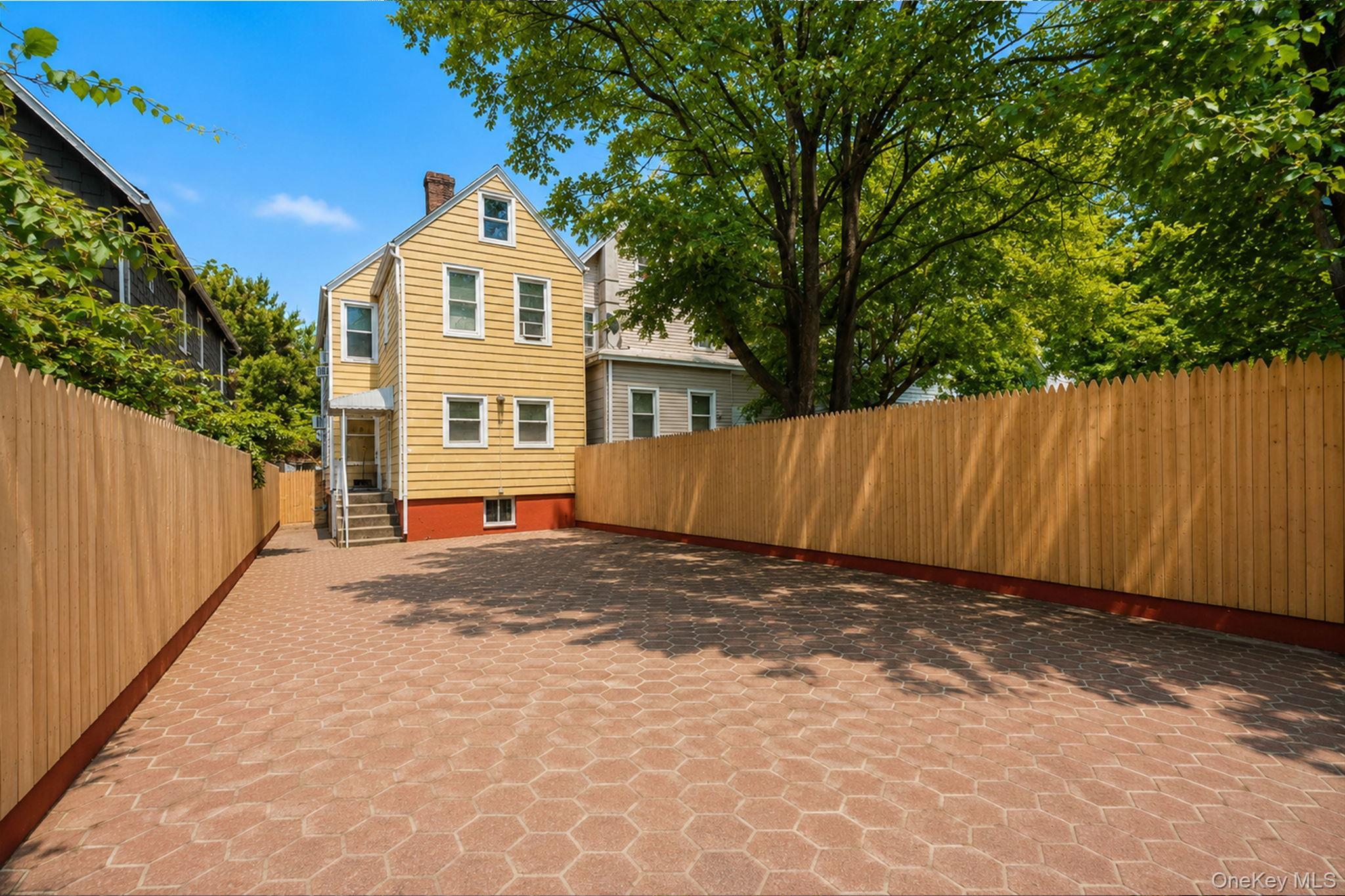 Single Family Simonson Place Staten Island, NY 10302, MLS-1019035-4