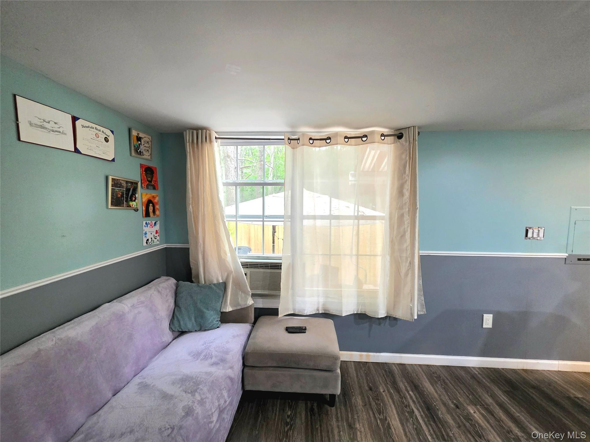 Single Family Pleasant  Suffolk County, NY 11763, MLS-1019039-13