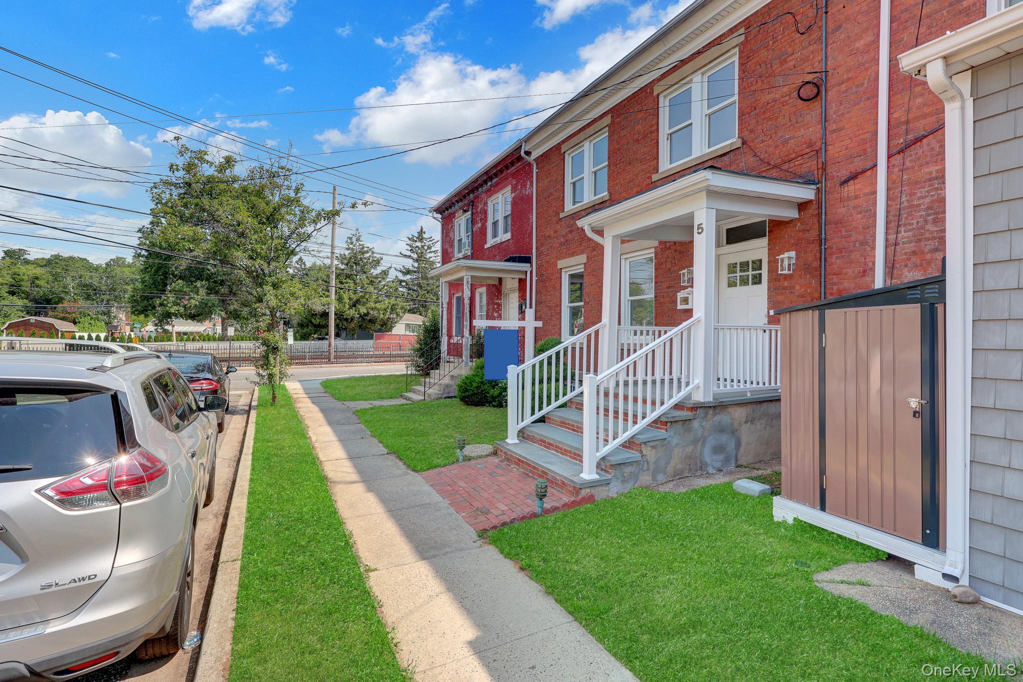 Single Family Columbia Street Nassau County, NY 11735, MLS-1019049-3