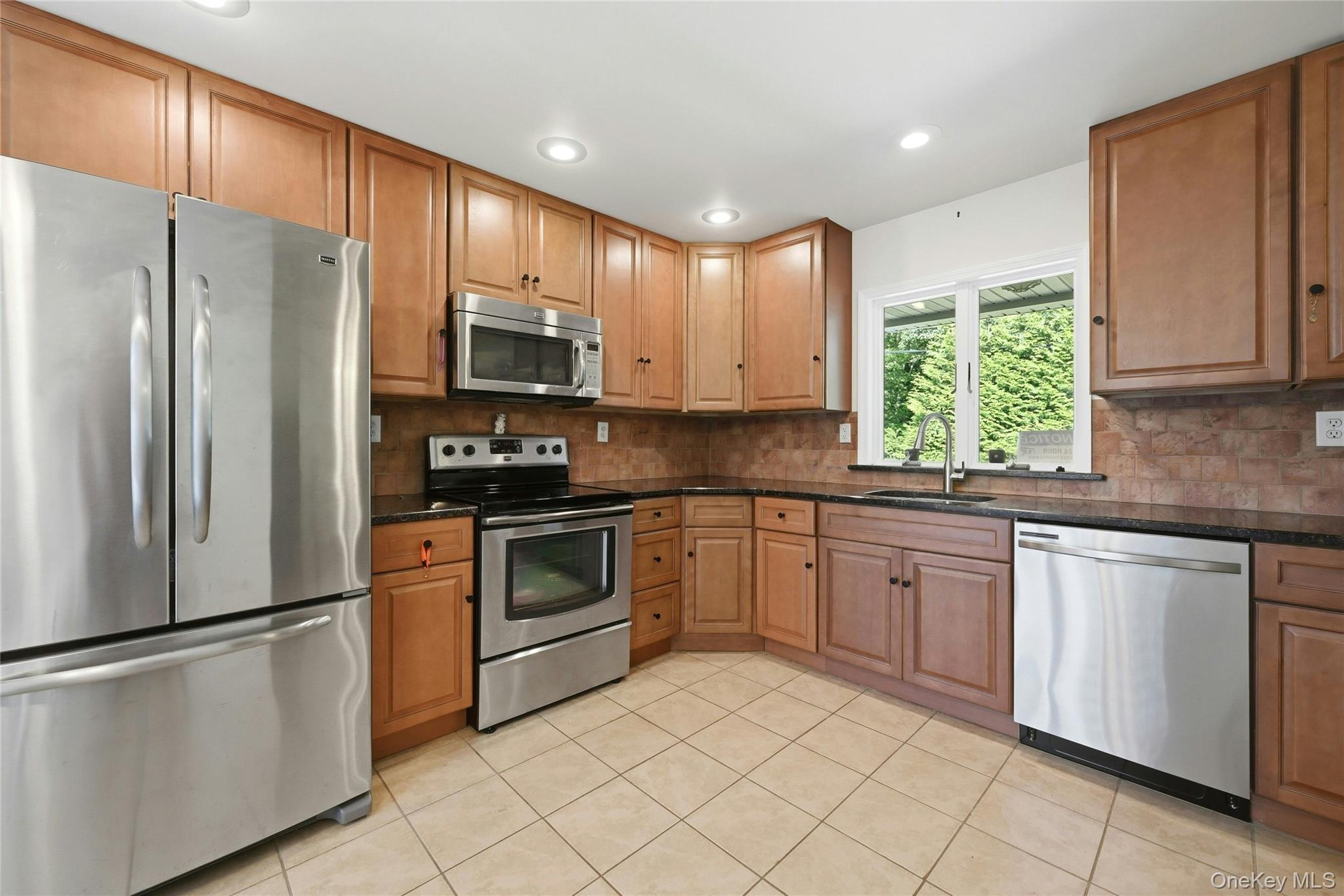 Single Family Lyman Road Suffolk County, NY 11772, MLS-1019066-8