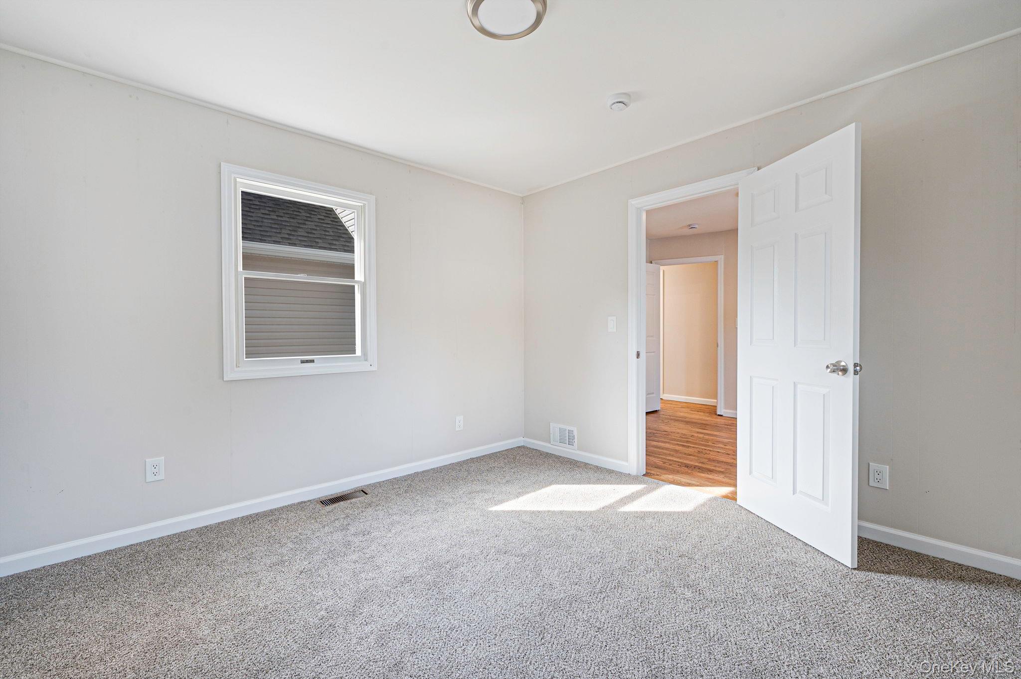 Single Family N Clinton Avenue  Suffolk County, NY 11757, MLS-1019140-13
