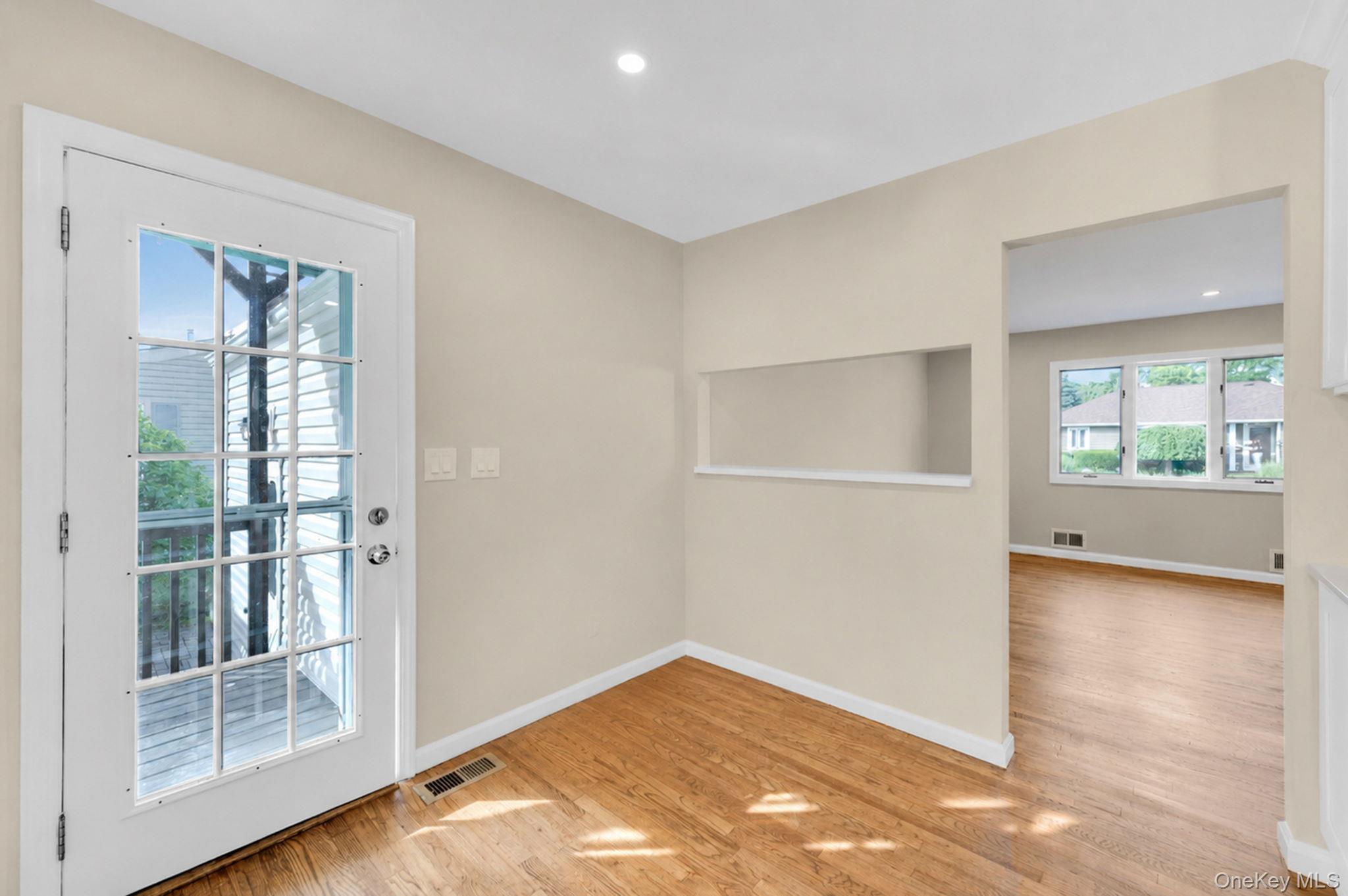 Single Family N Clinton Avenue  Suffolk County, NY 11757, MLS-1019140-14
