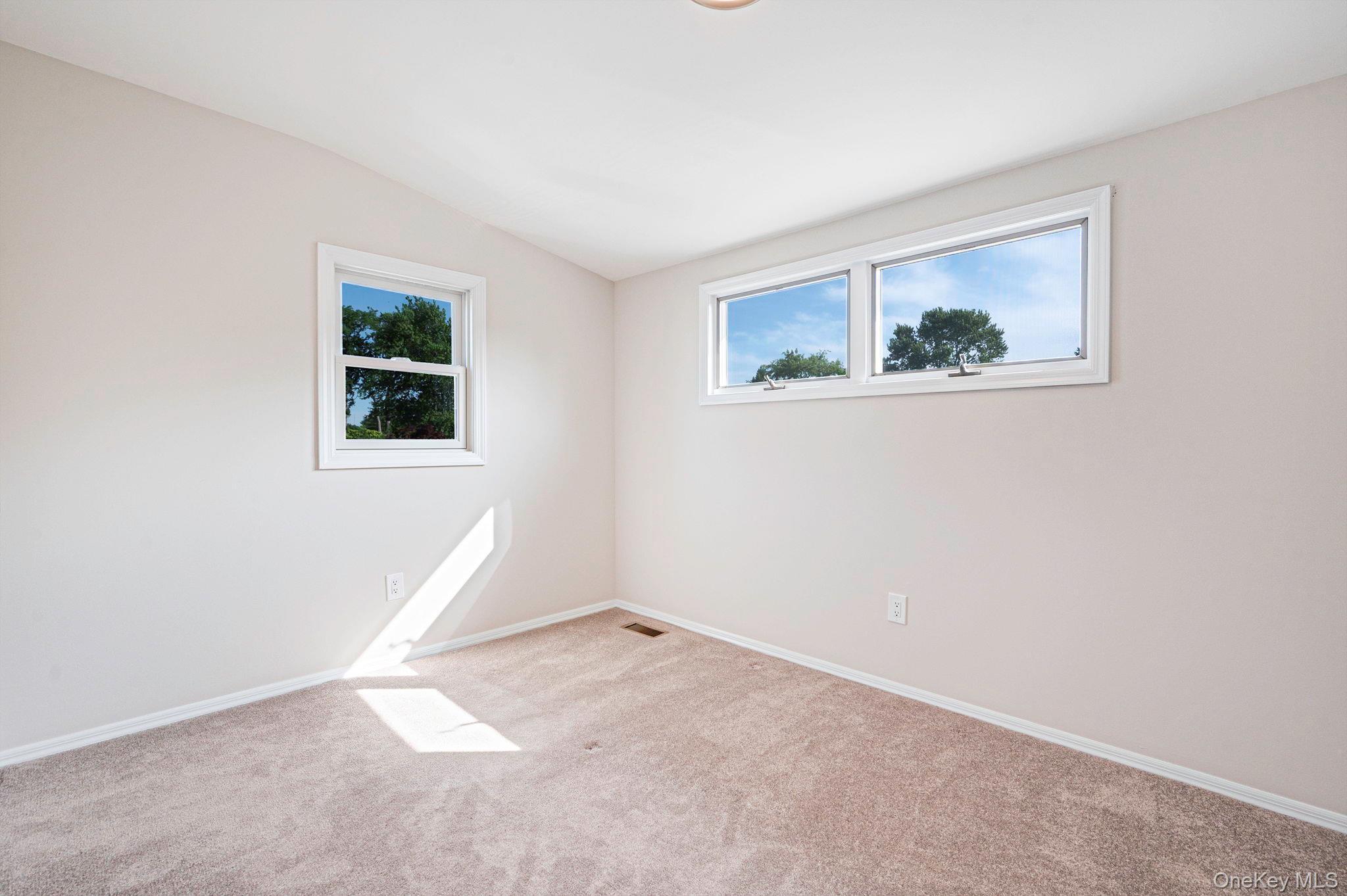 Single Family N Clinton Avenue  Suffolk County, NY 11757, MLS-1019140-18