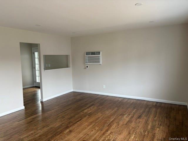 Single Family N Clinton Avenue  Suffolk County, NY 11757, MLS-1019140-25