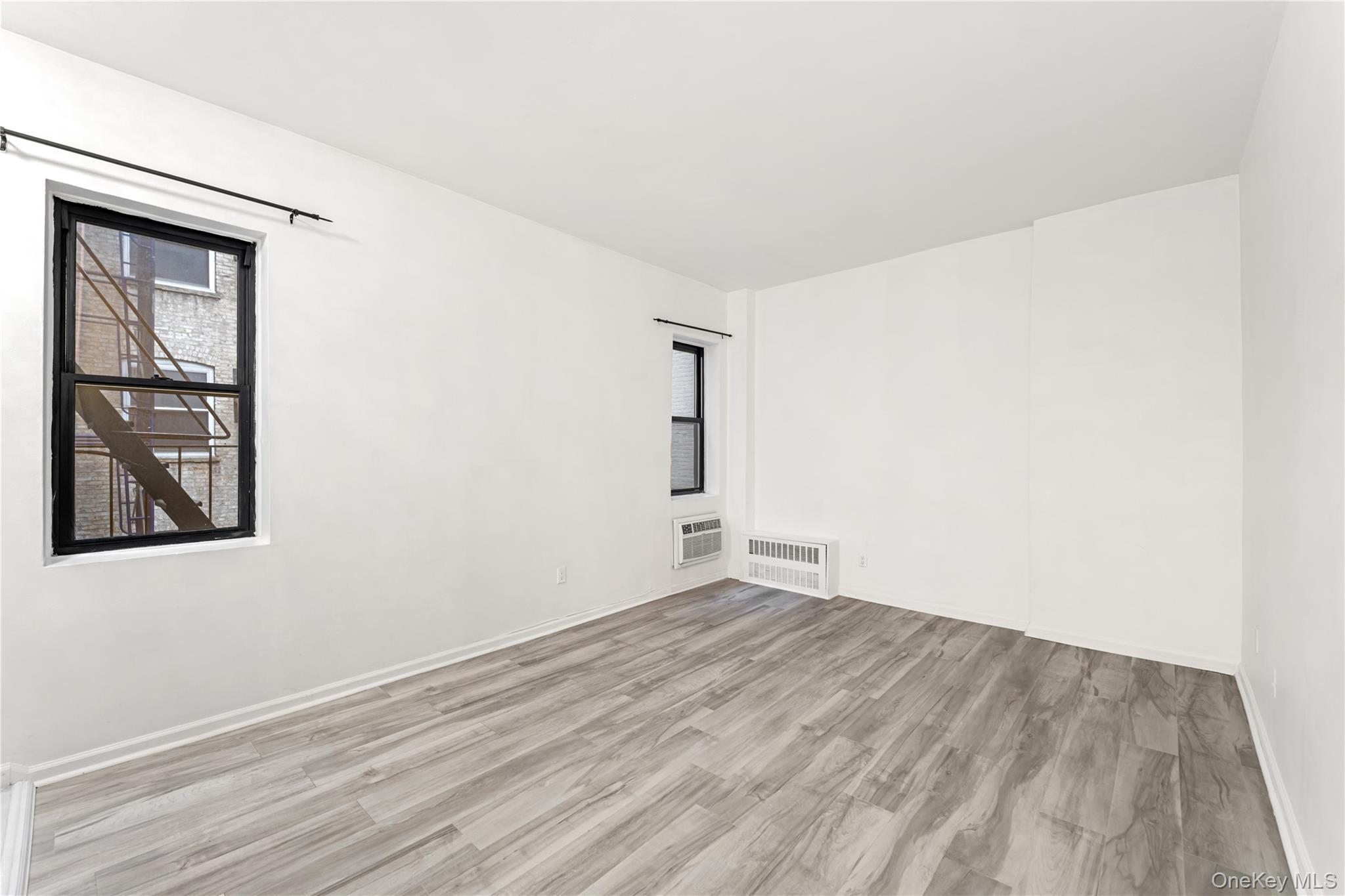Coop E 35th Street  Manhattan, NY 10016, MLS-1019145-7