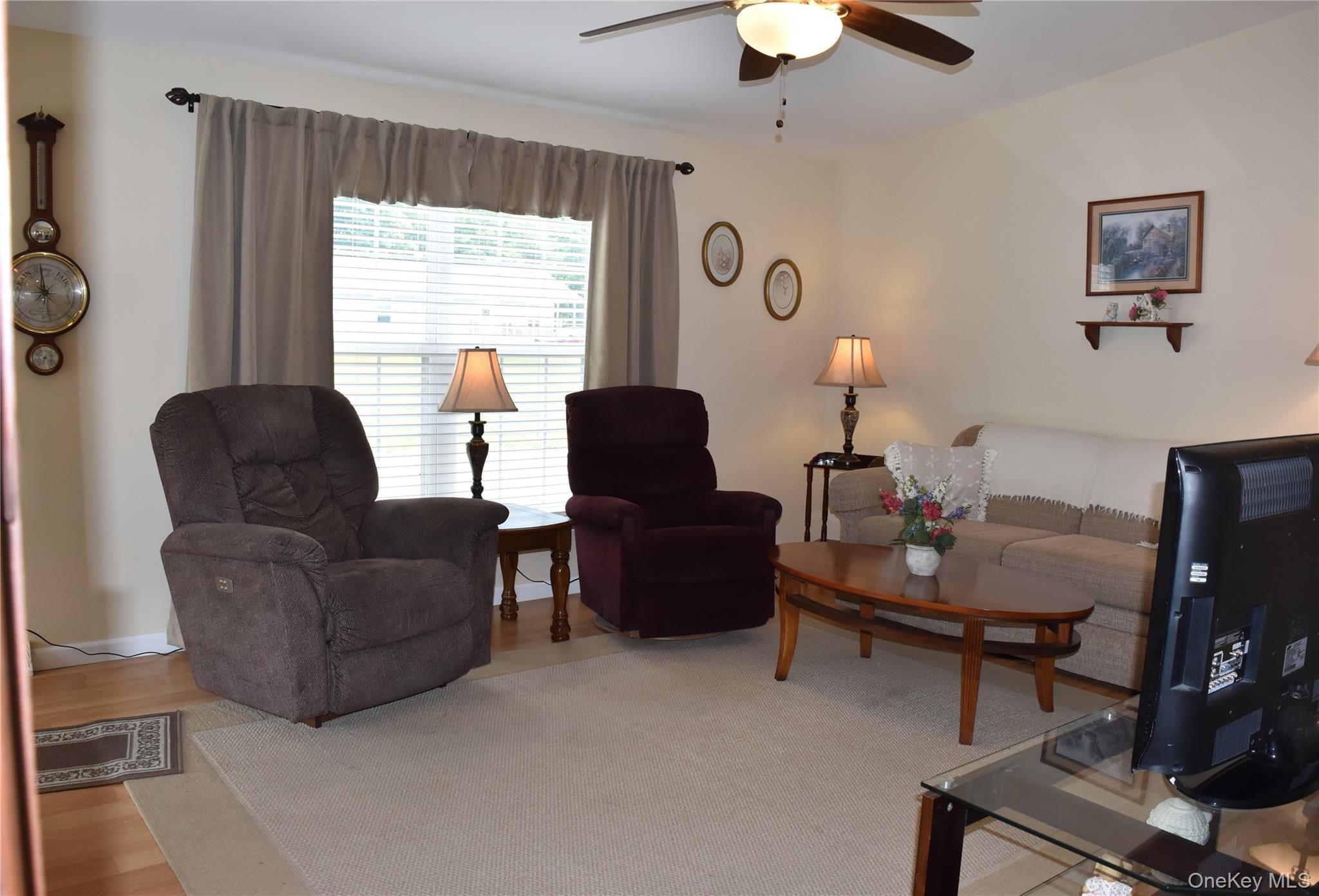 Single Family Brittany Terrace Orange County, NY 12575, MLS-1019147-10