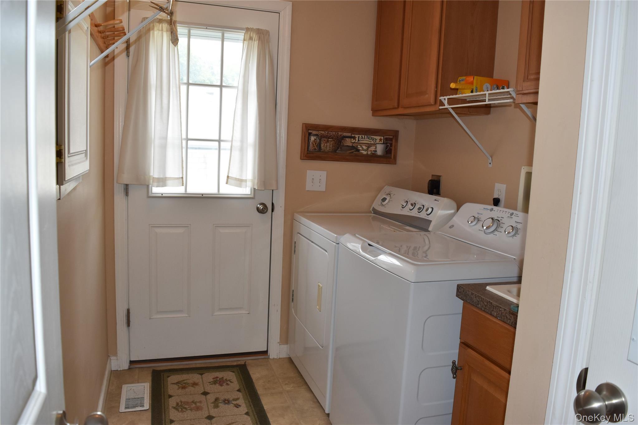 Single Family Brittany Terrace Orange County, NY 12575, MLS-1019147-31