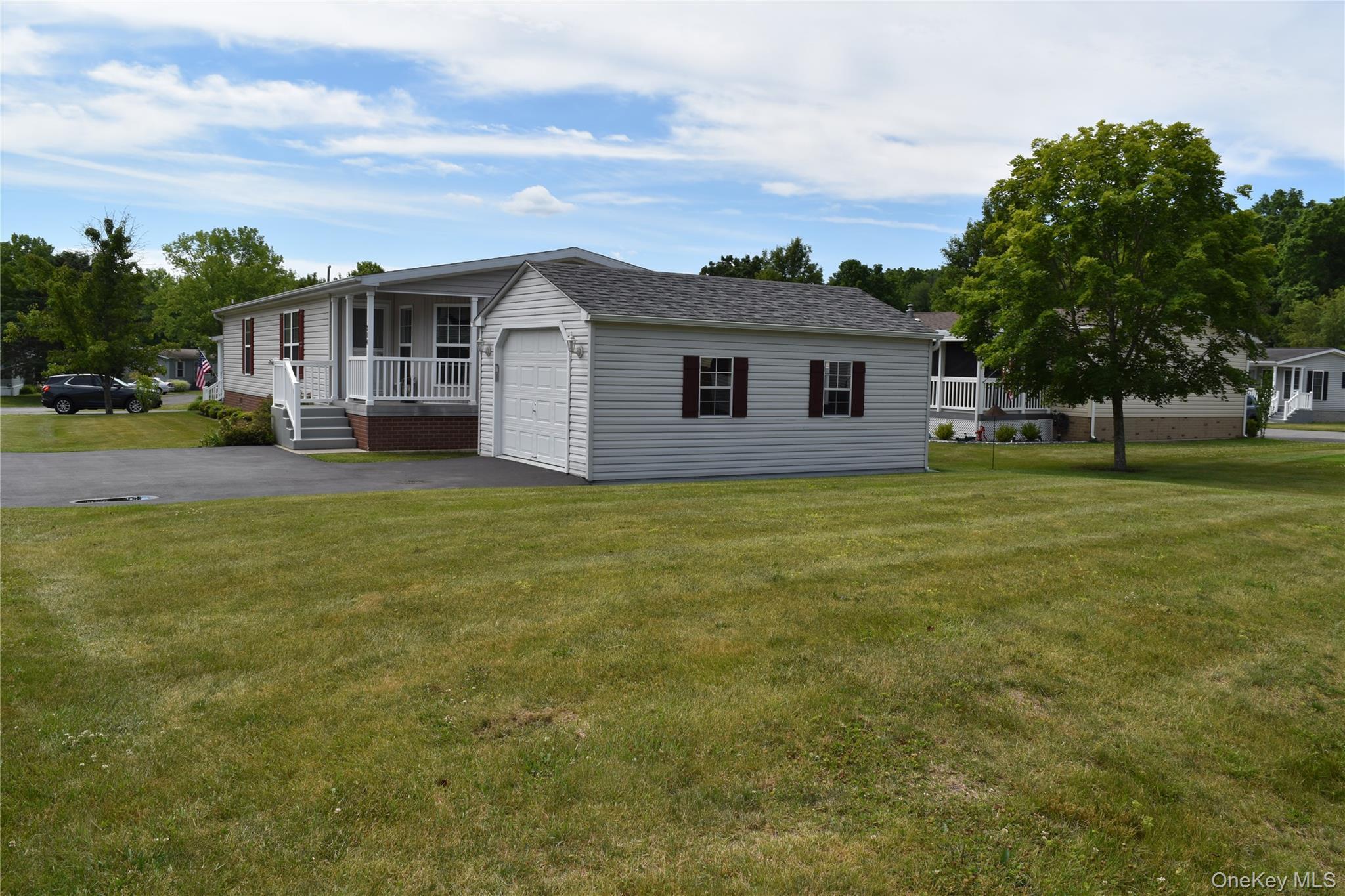 Single Family Brittany Terrace Orange County, NY 12575, MLS-1019147-45