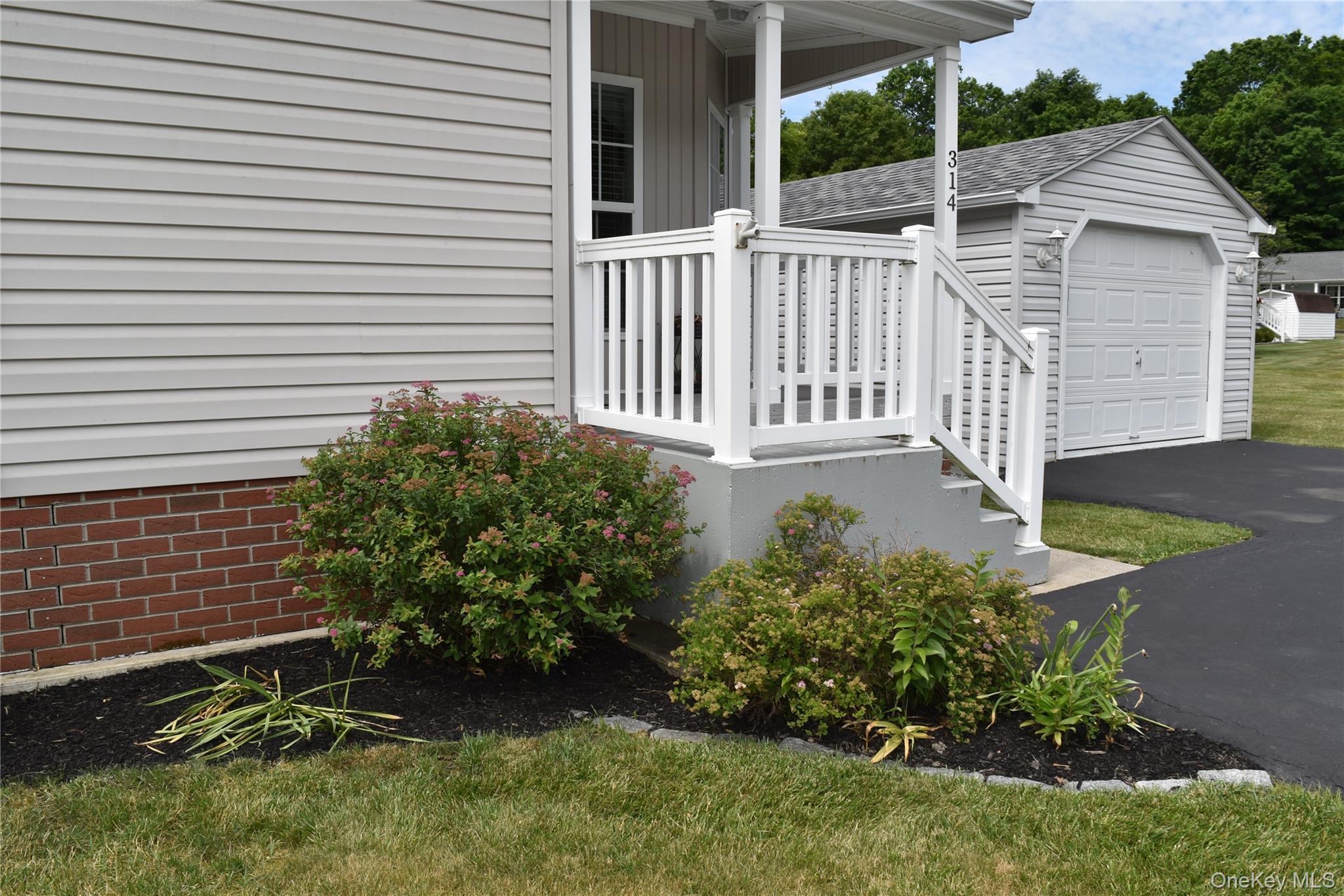 Single Family Brittany Terrace  Orange County, NY 12575, MLS-1019147-47