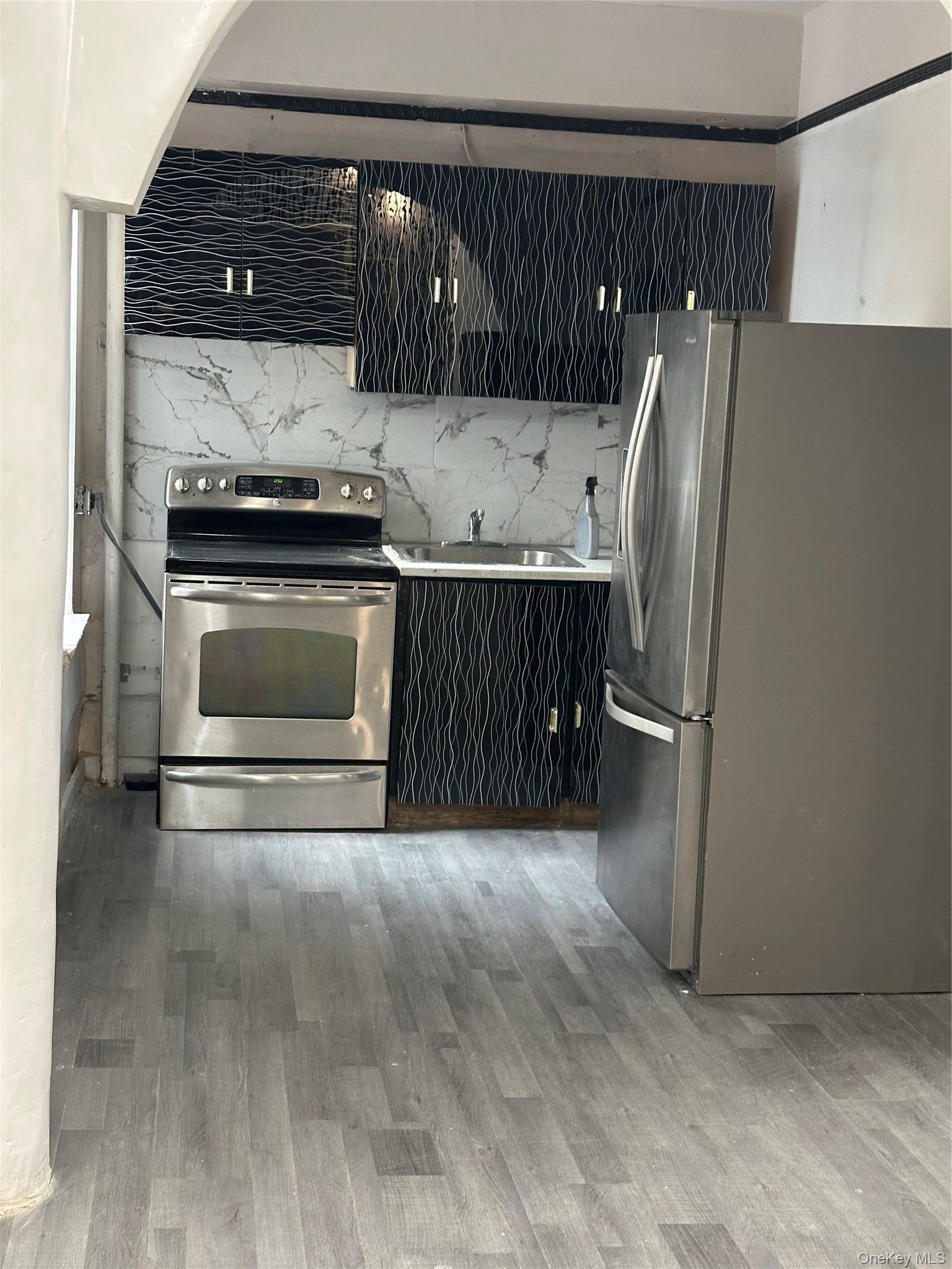 Single Family Van Nest  Bronx, NY 10460, MLS-1019151-3