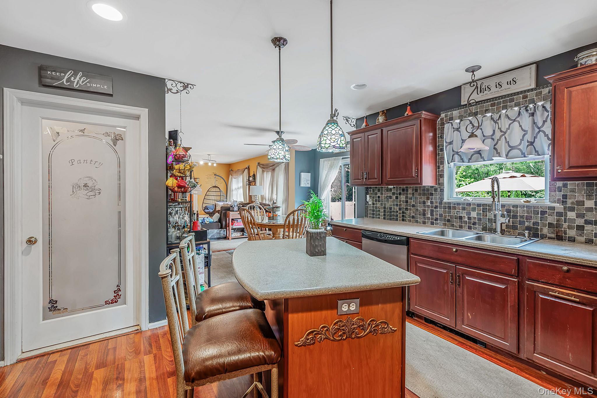 Single Family Holmes Avenue  Suffolk County, NY 11941, MLS-1019160-14