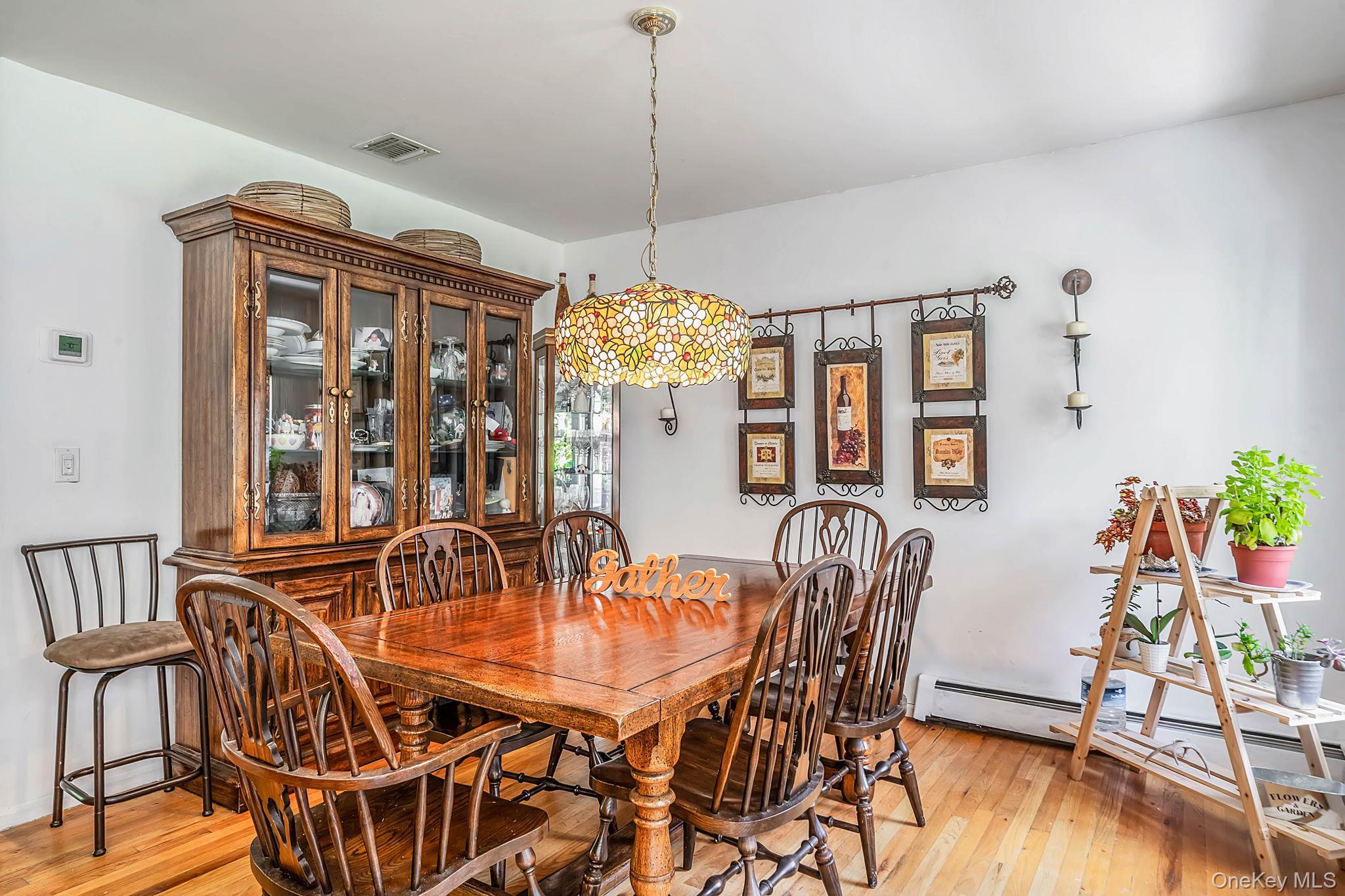 Single Family Holmes Avenue  Suffolk County, NY 11941, MLS-1019160-6