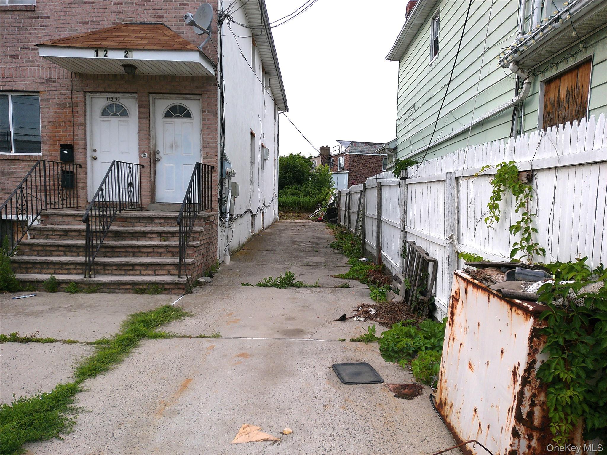 Single Family 122nd Avenue  Queens, NY 11436, MLS-1019188-7