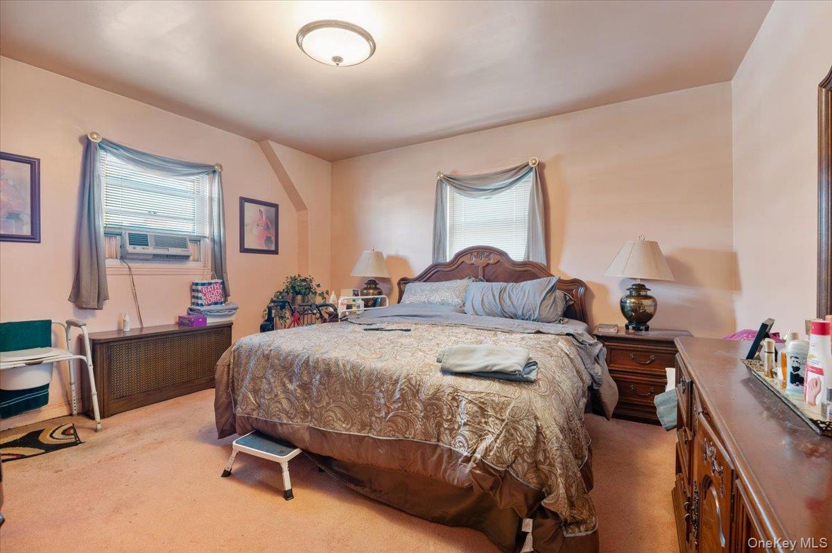 Single Family 223rd Street Queens, NY 11411, MLS-1019245-10