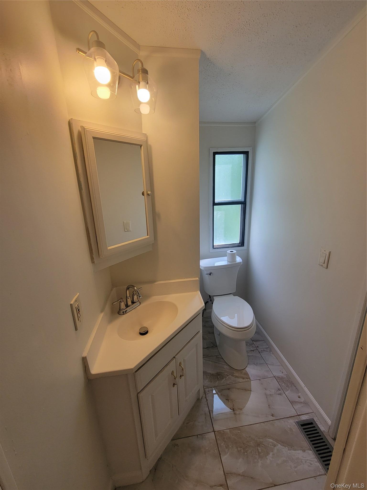 Single Family New Road  Ulster County, NY 12547, MLS-1019262-27
