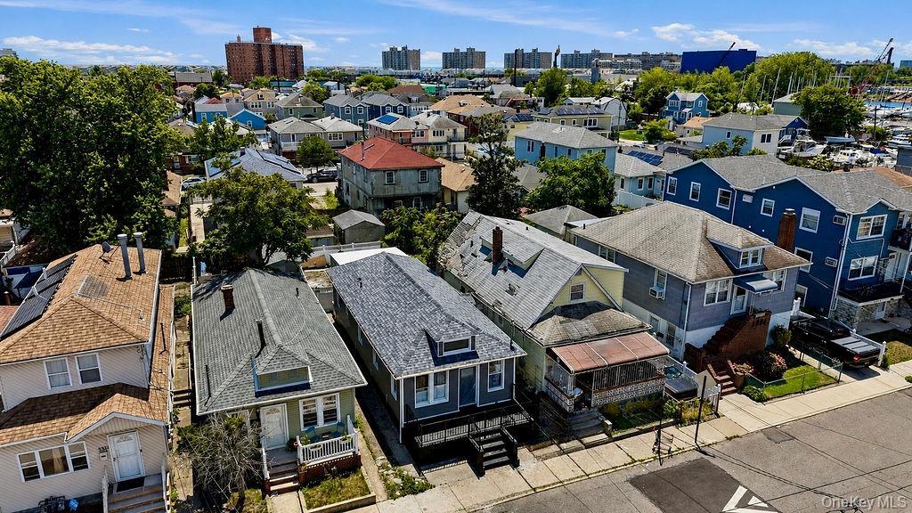 Single Family Elizabeth Avenue  Queens, NY 11692, MLS-1019279-20