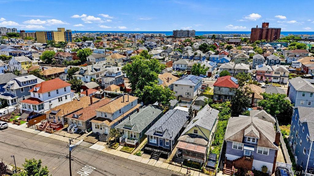 Single Family Elizabeth Avenue  Queens, NY 11692, MLS-1019279-21