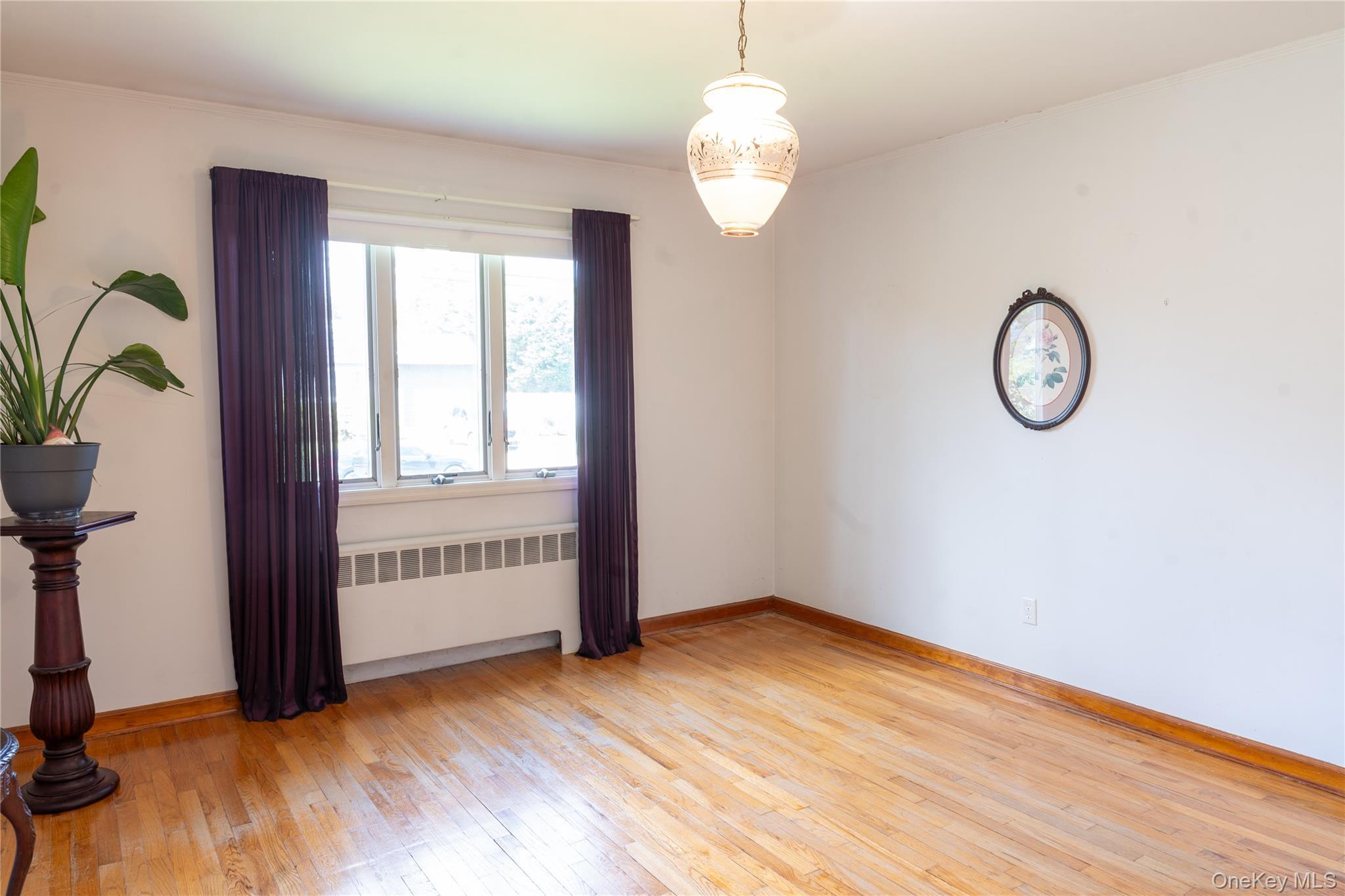 Single Family Suffolk Avenue Suffolk County, NY 11704, MLS-1019280-14