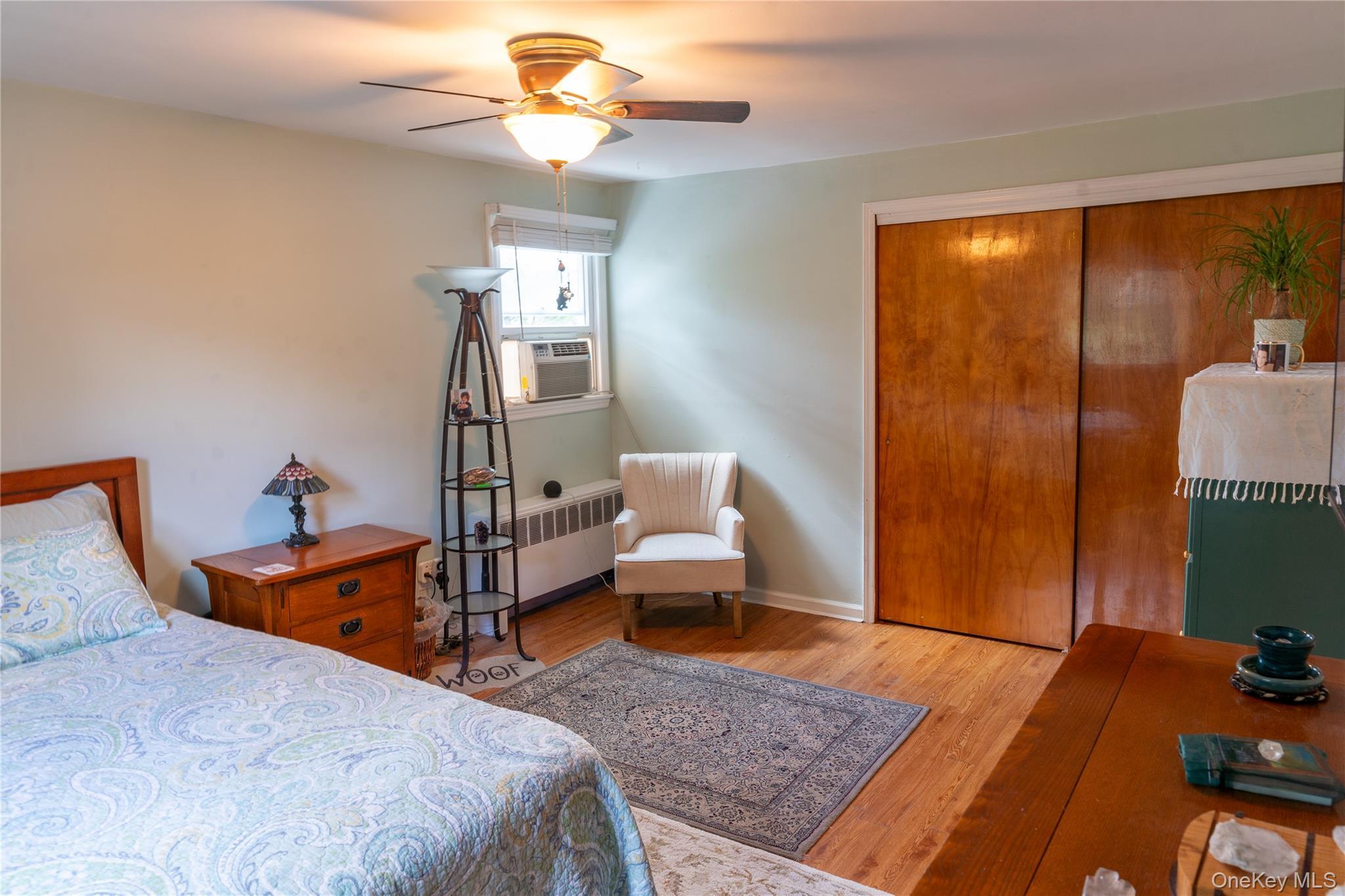 Single Family Suffolk Avenue Suffolk County, NY 11704, MLS-1019280-21