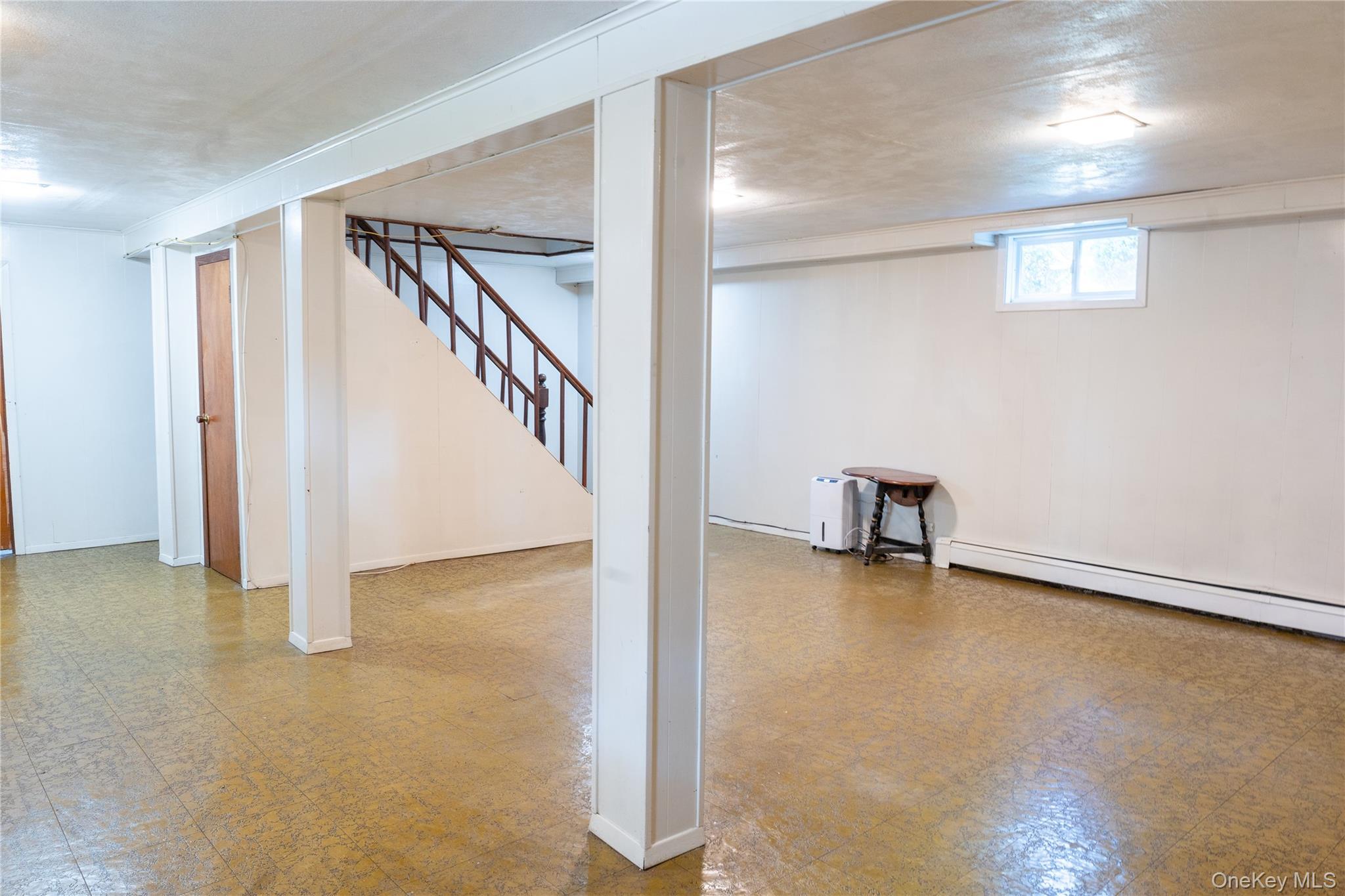 Single Family Suffolk Avenue Suffolk County, NY 11704, MLS-1019280-24