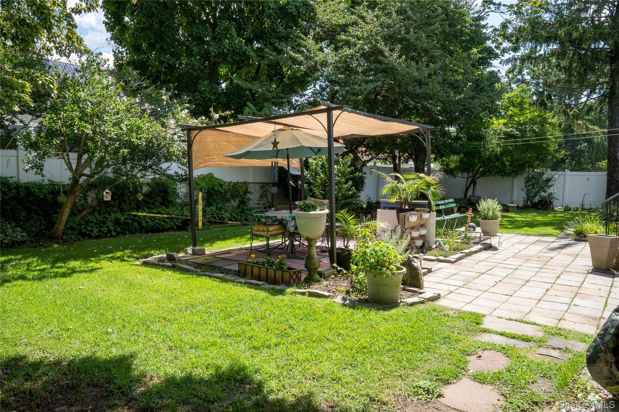 Single Family Suffolk Avenue Suffolk County, NY 11704, MLS-1019280-29