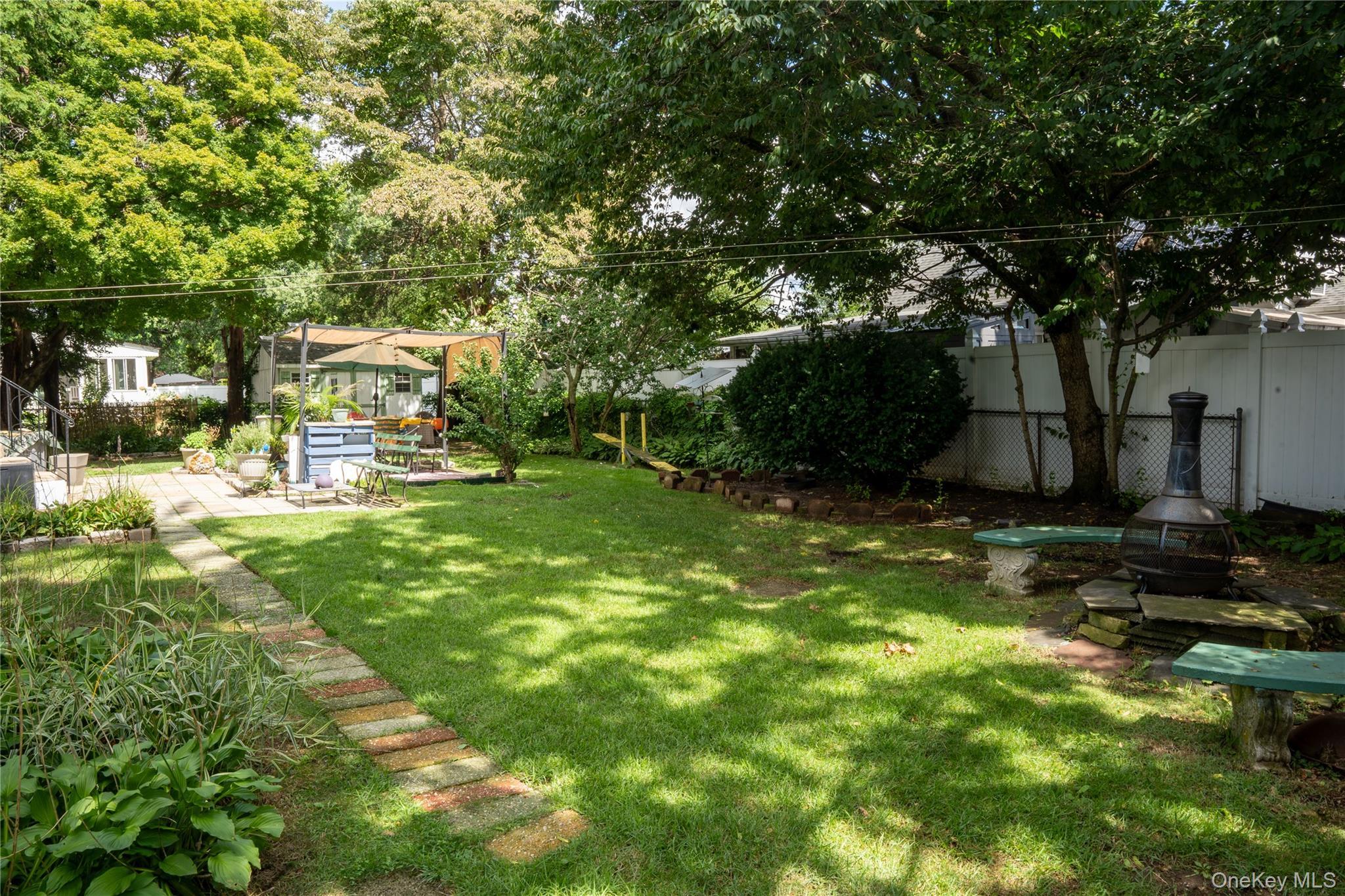 Single Family Suffolk Avenue Suffolk County, NY 11704, MLS-1019280-30