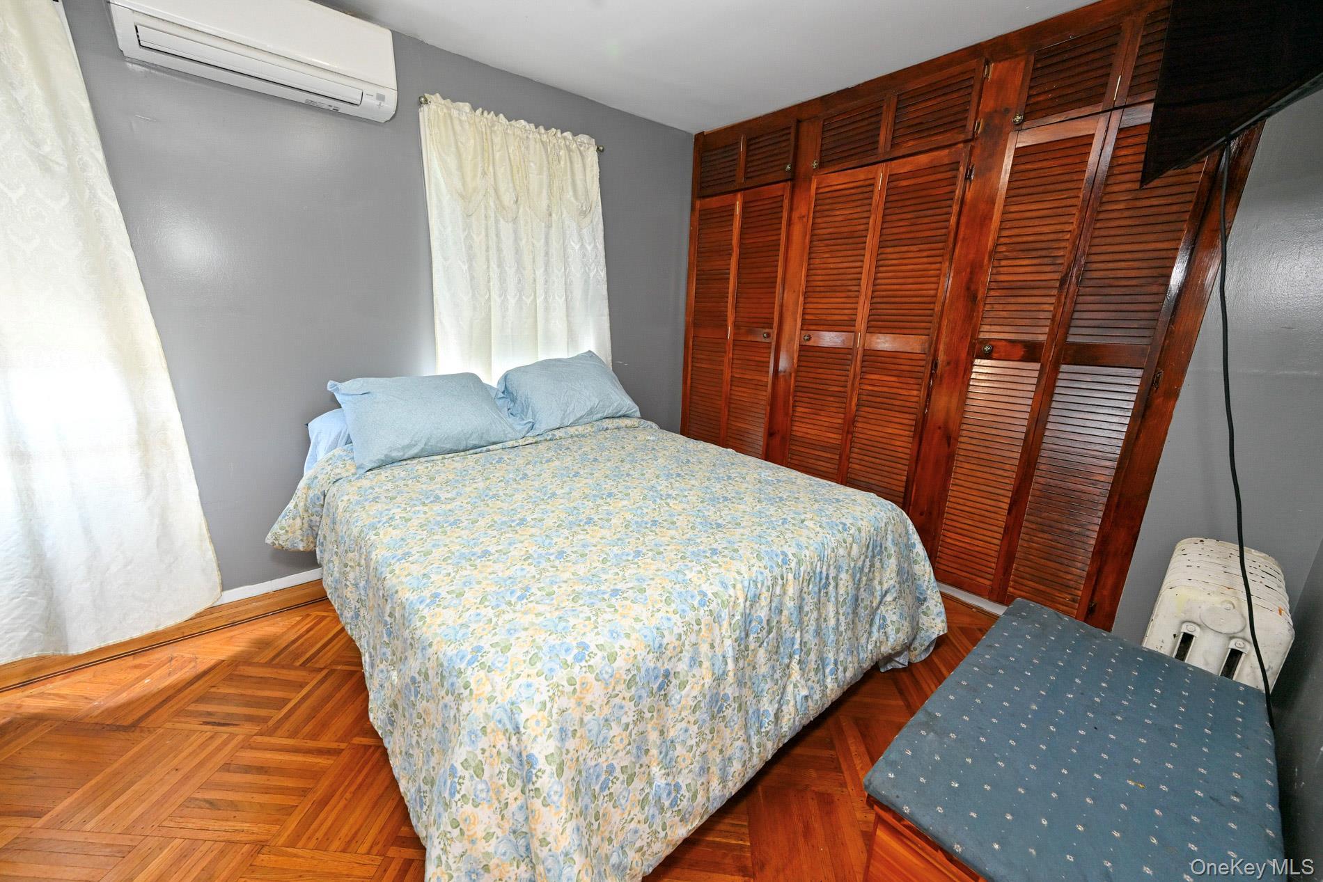 Single Family 114th Place  Queens, NY 11420, MLS-1019289-14