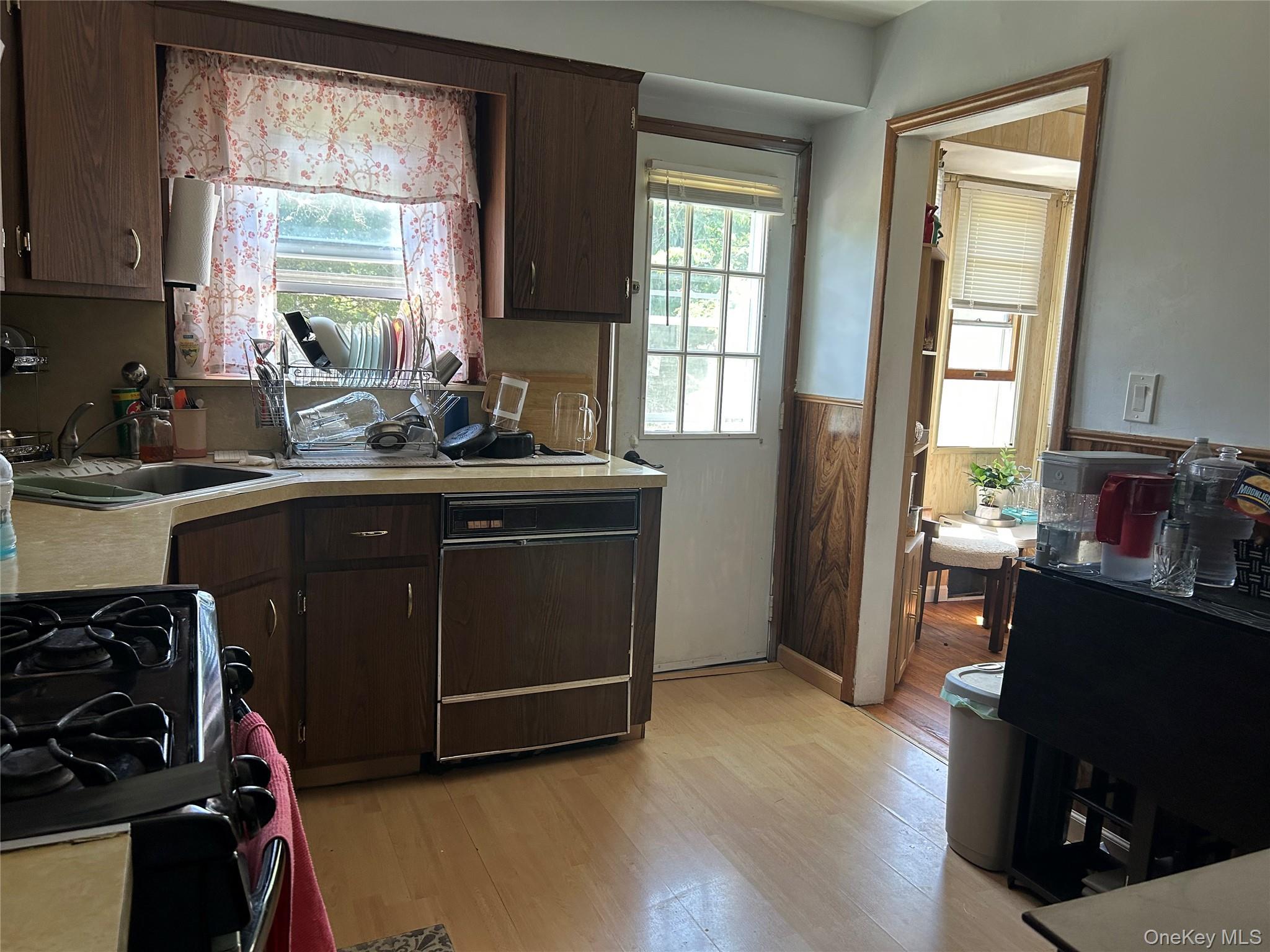 Single Family Melvin Avenue  Nassau County, NY 11552, MLS-1019317-11