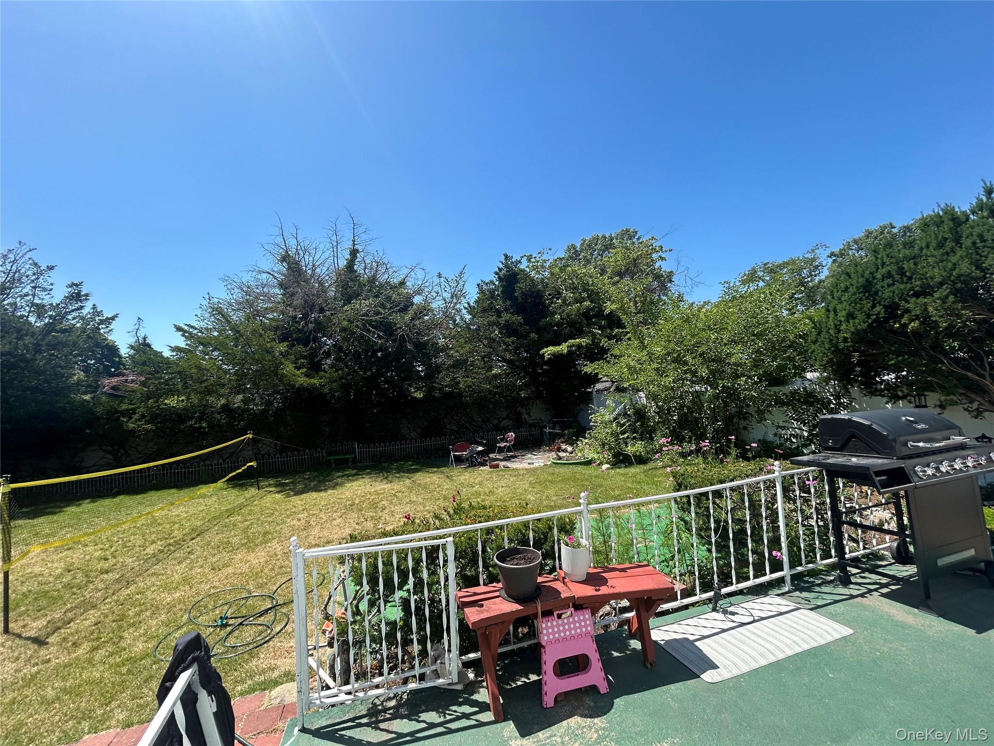 Single Family Melvin Avenue  Nassau County, NY 11552, MLS-1019317-23