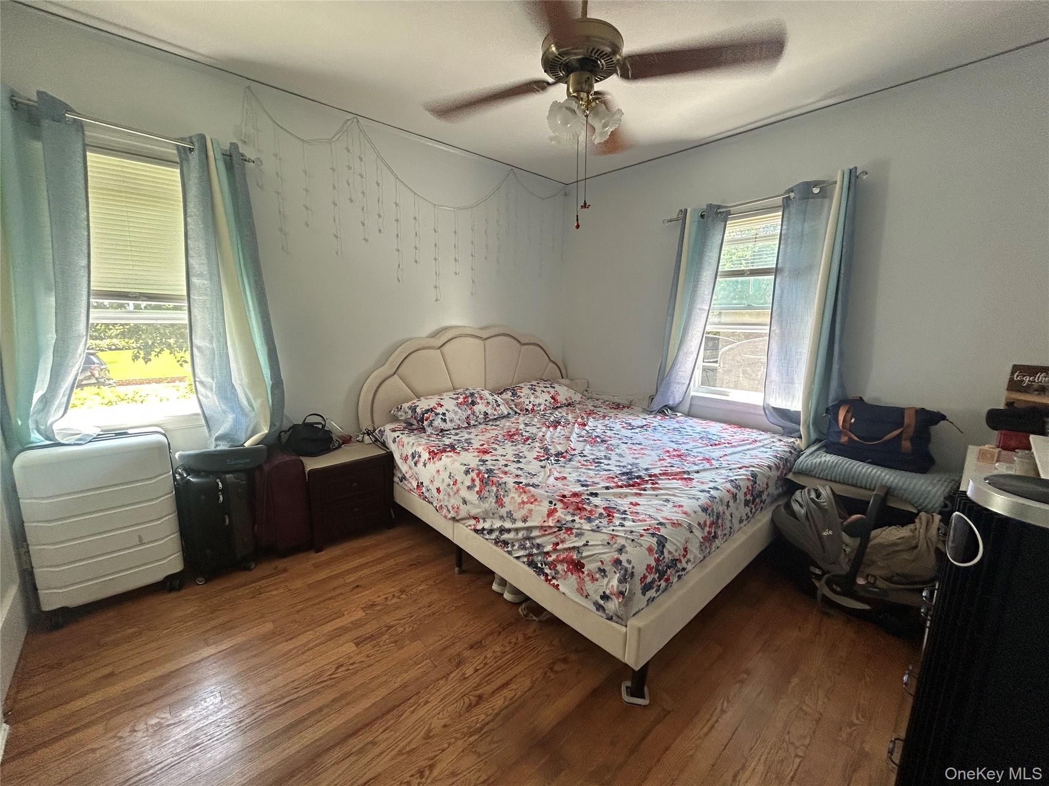 Single Family Melvin Avenue  Nassau County, NY 11552, MLS-1019317-27