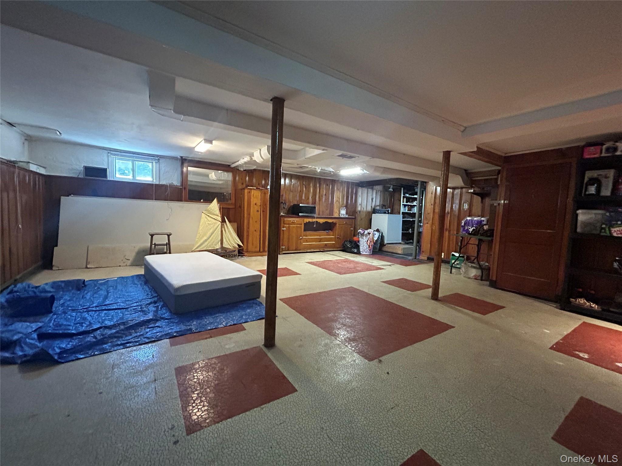 Single Family Melvin Avenue  Nassau County, NY 11552, MLS-1019317-32