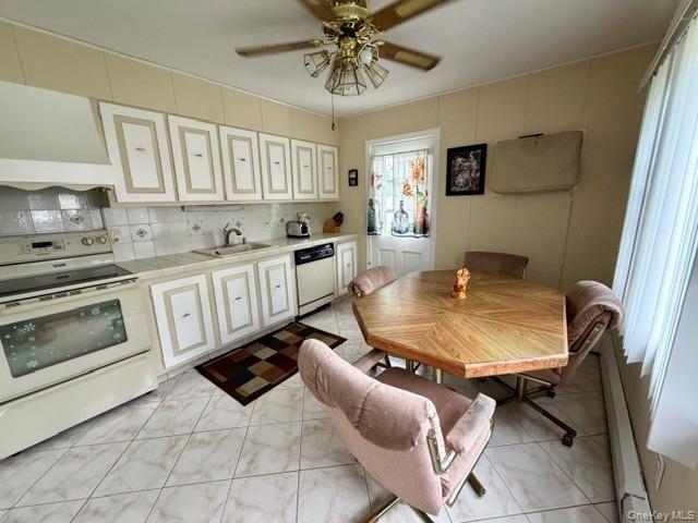 Single Family N Monroe Avenue  Suffolk County, NY 11757, MLS-1019332-7