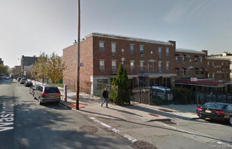 Single Family E 179th Street Bronx, NY 10457, MLS-1019354-2