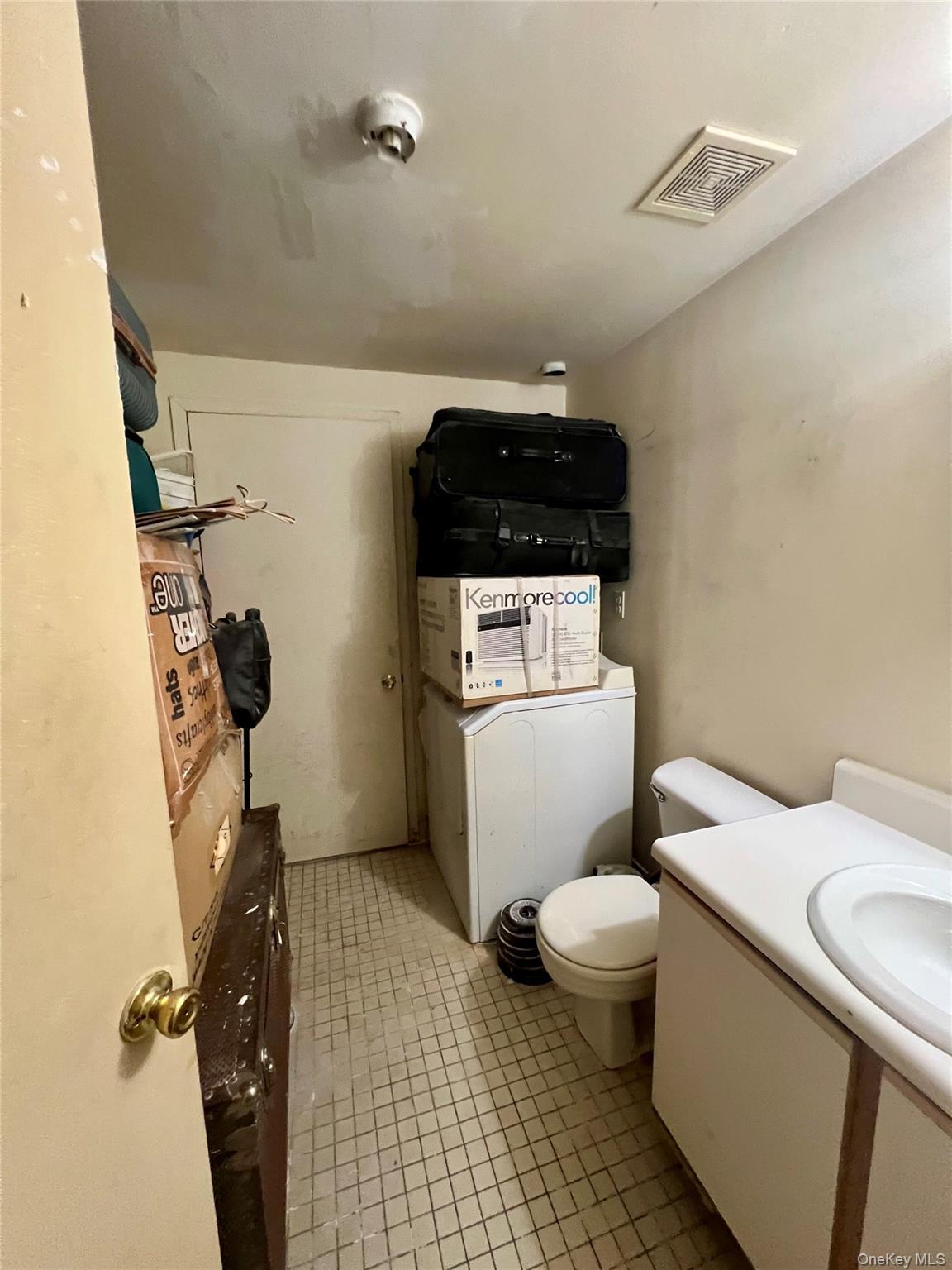 Single Family E 179th Street Bronx, NY 10457, MLS-1019354-7