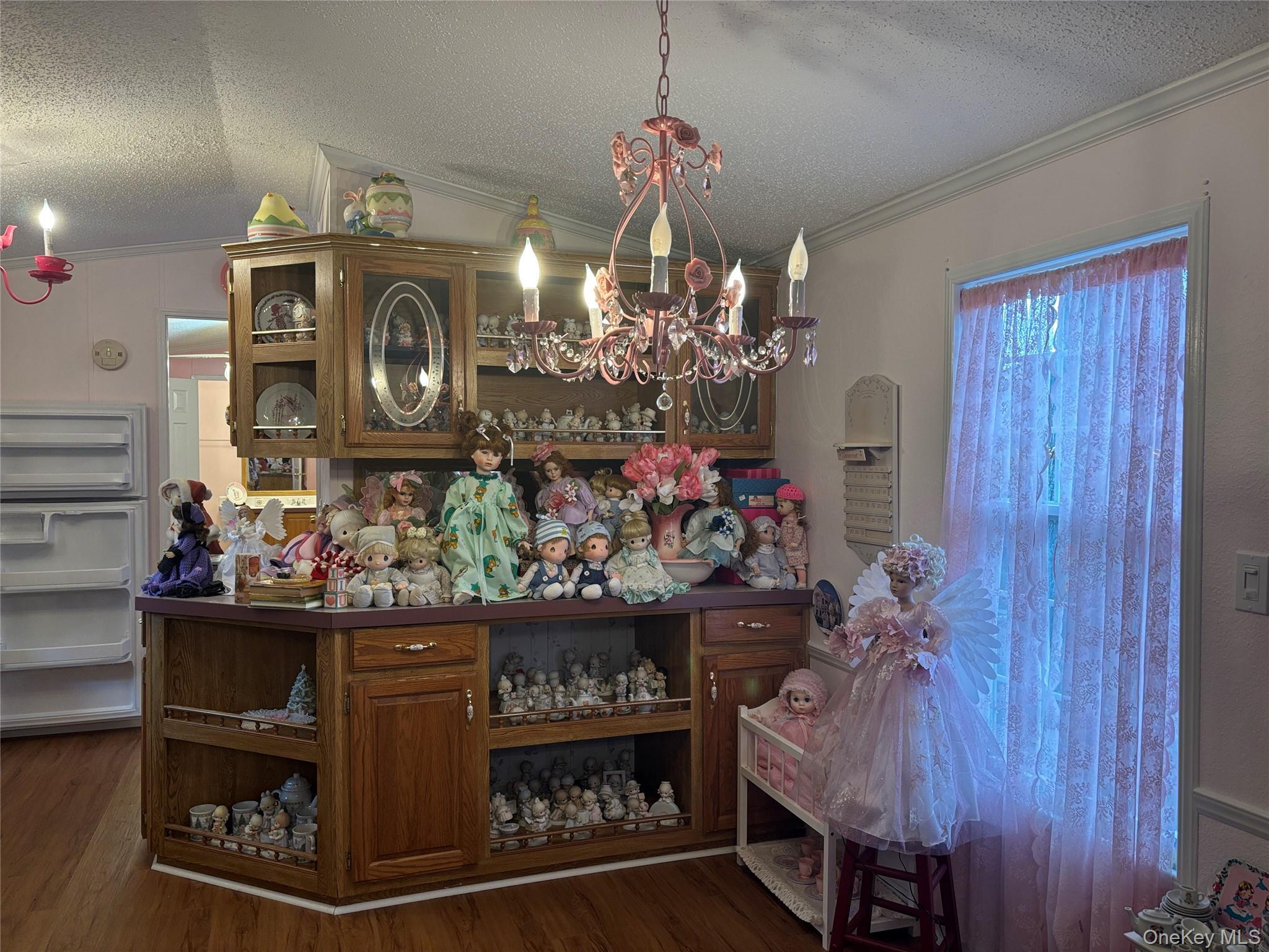 Single Family Old Country Road Suffolk County, NY 11901, MLS-1019381-14