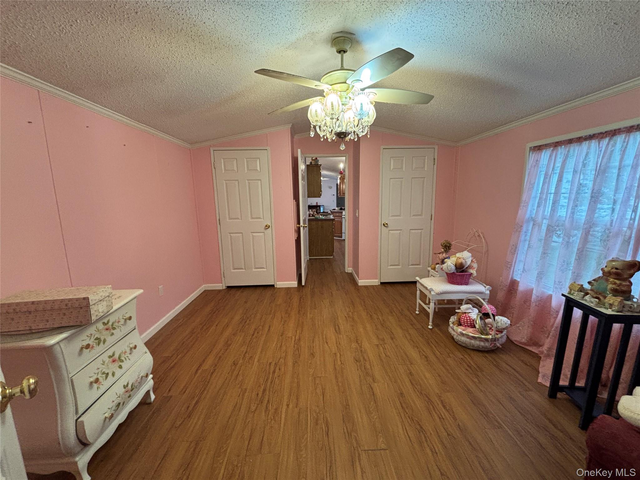 Single Family Old Country Road Suffolk County, NY 11901, MLS-1019381-23