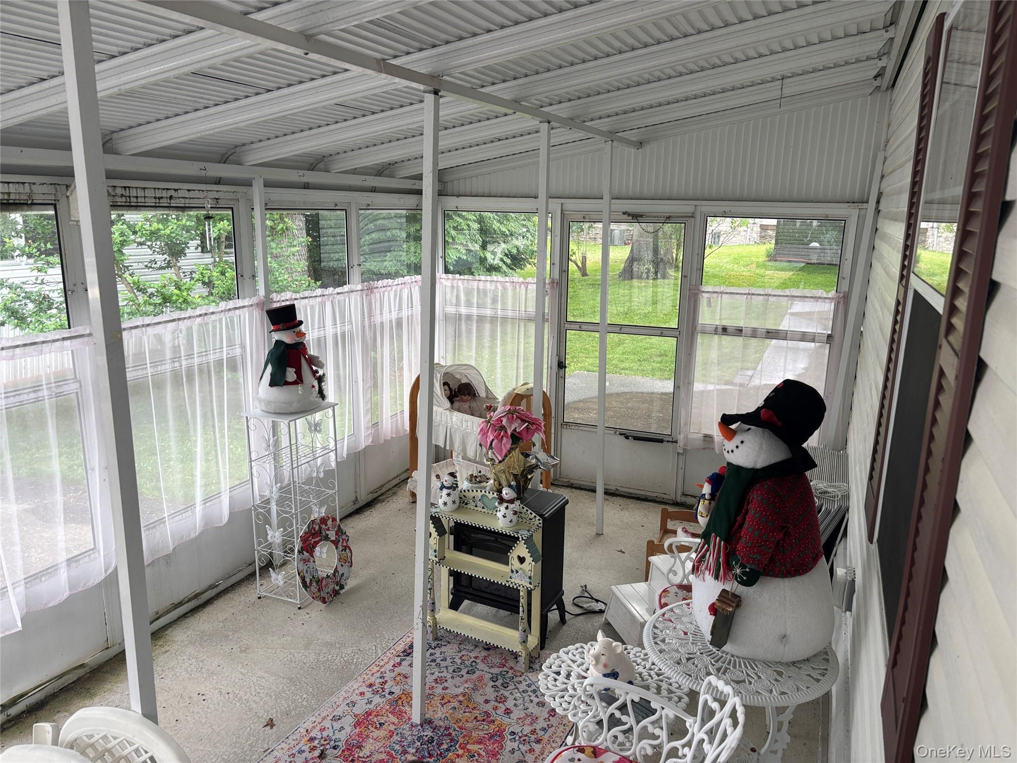 Single Family Old Country Road Suffolk County, NY 11901, MLS-1019381-3