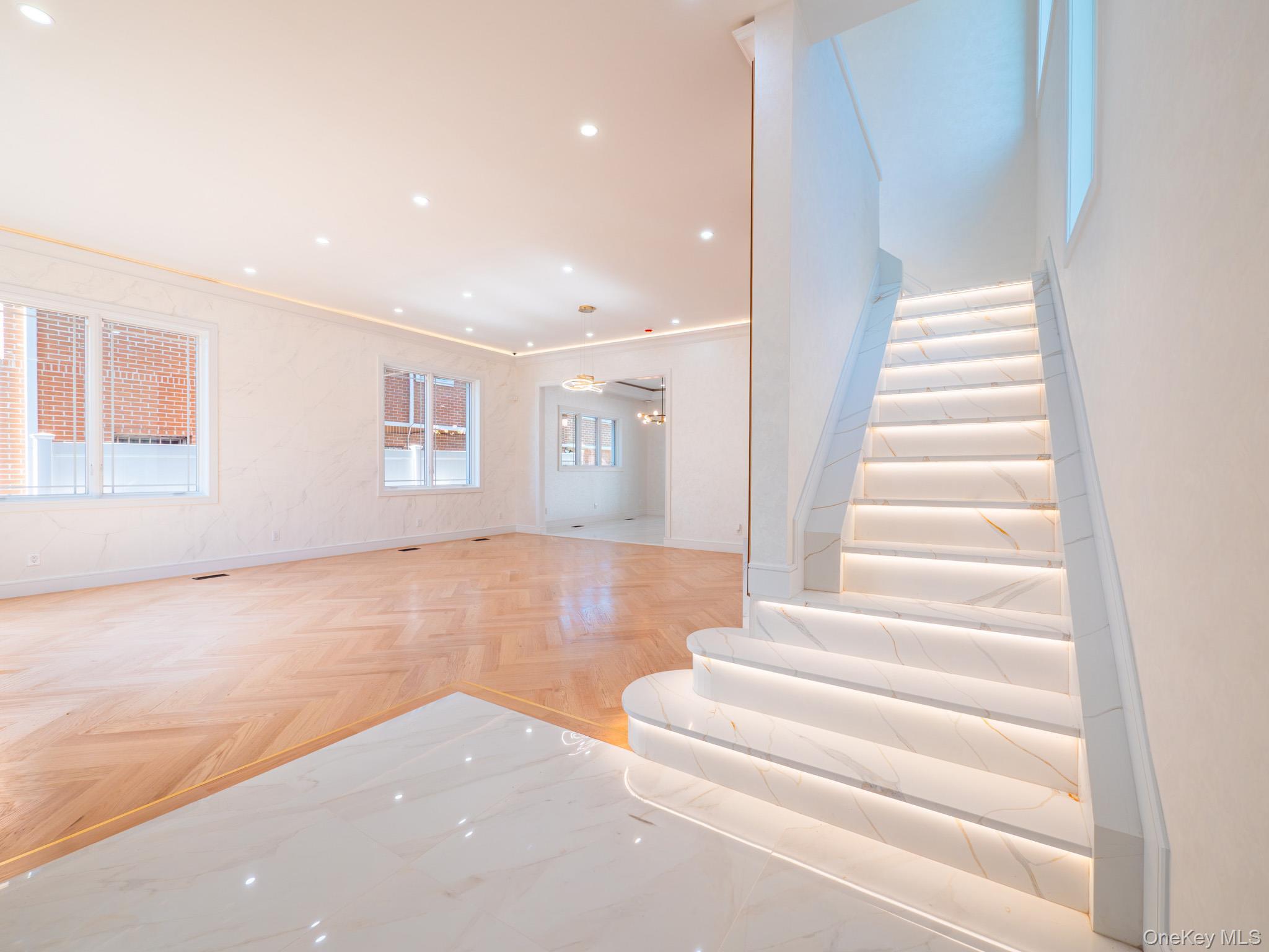 Single Family 173rd Street Queens, NY 11366, MLS-1019386-14