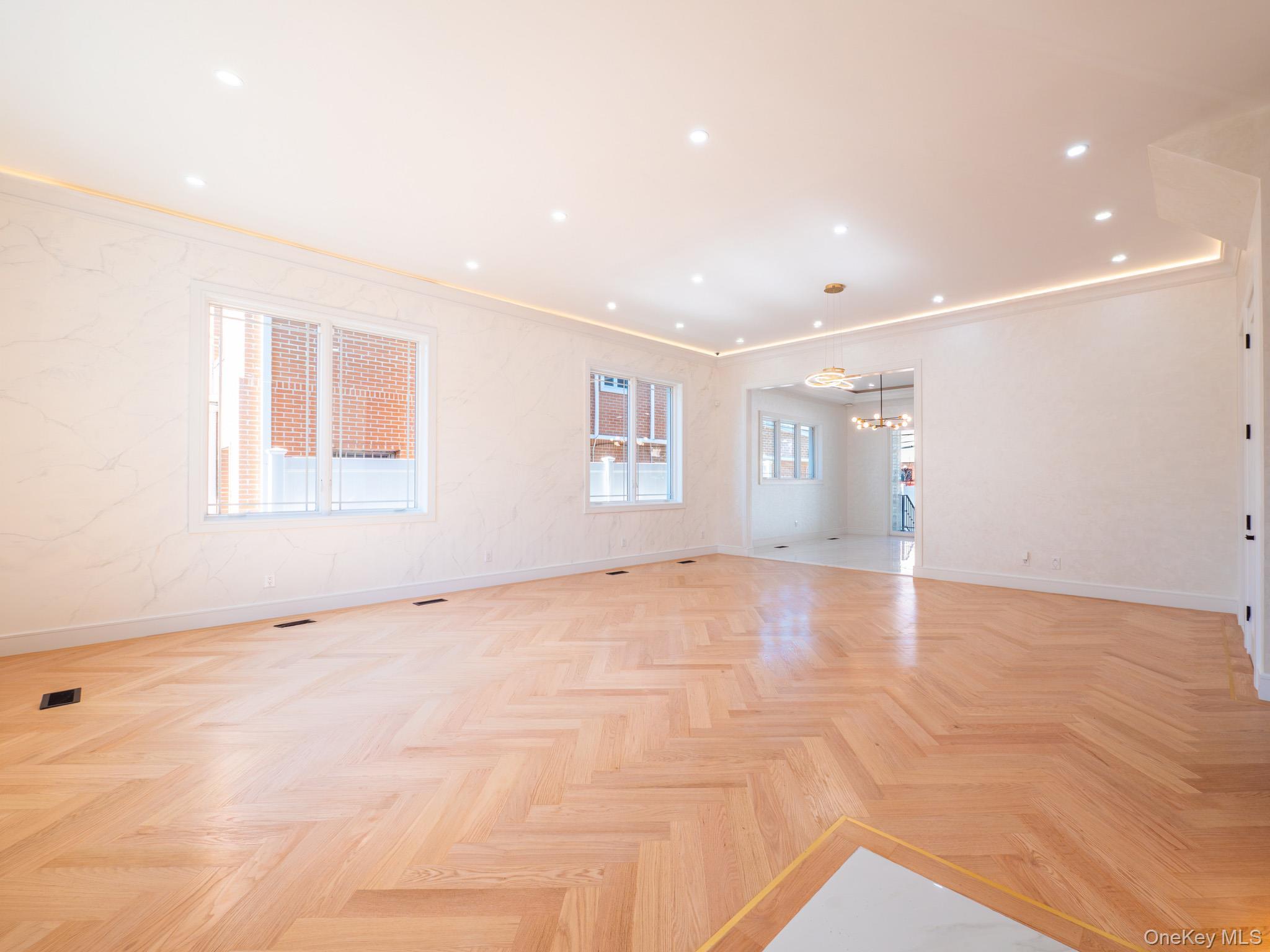 Single Family 173rd Street Queens, NY 11366, MLS-1019386-5