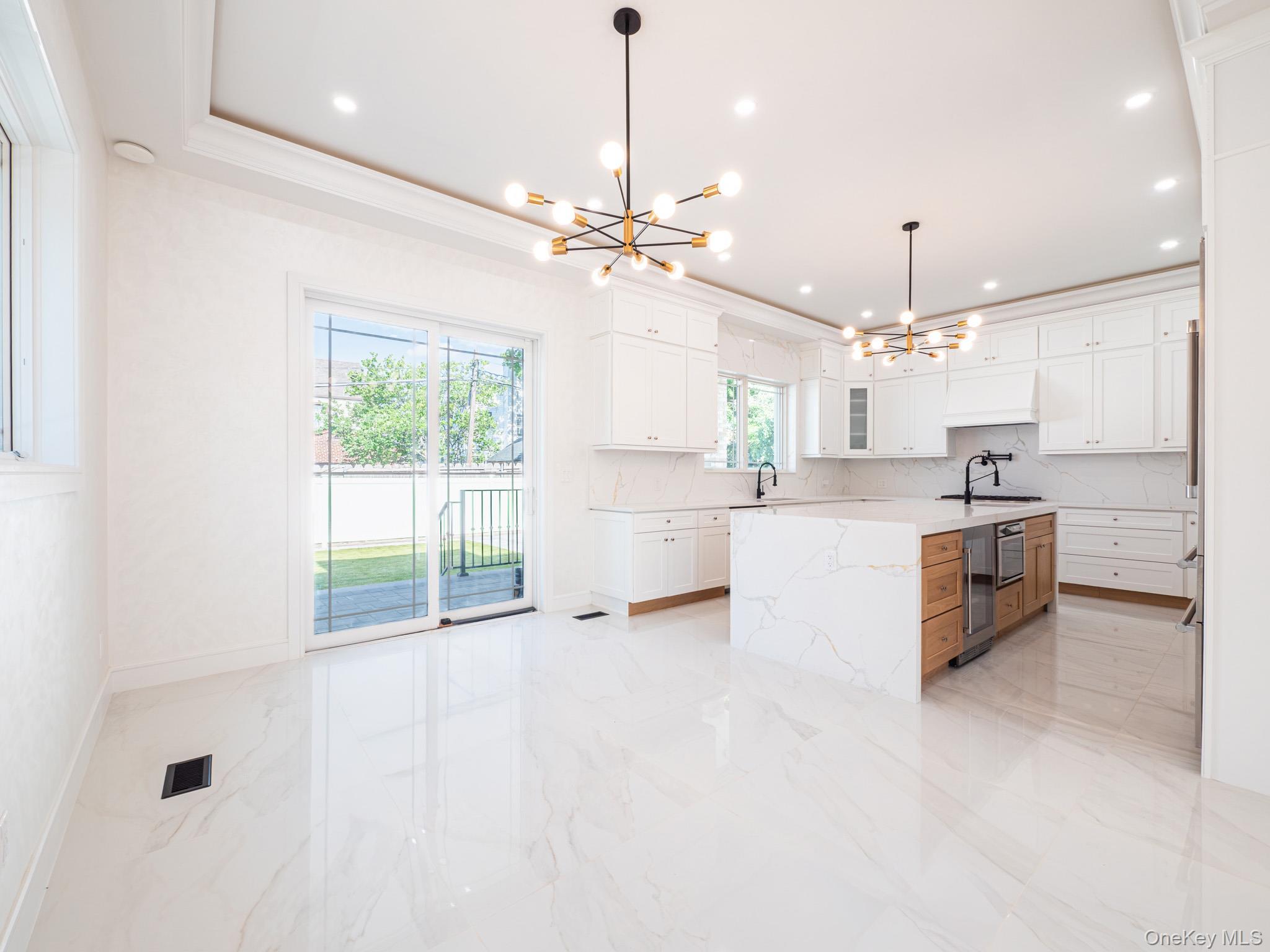 Single Family 173rd Street Queens, NY 11366, MLS-1019386-9