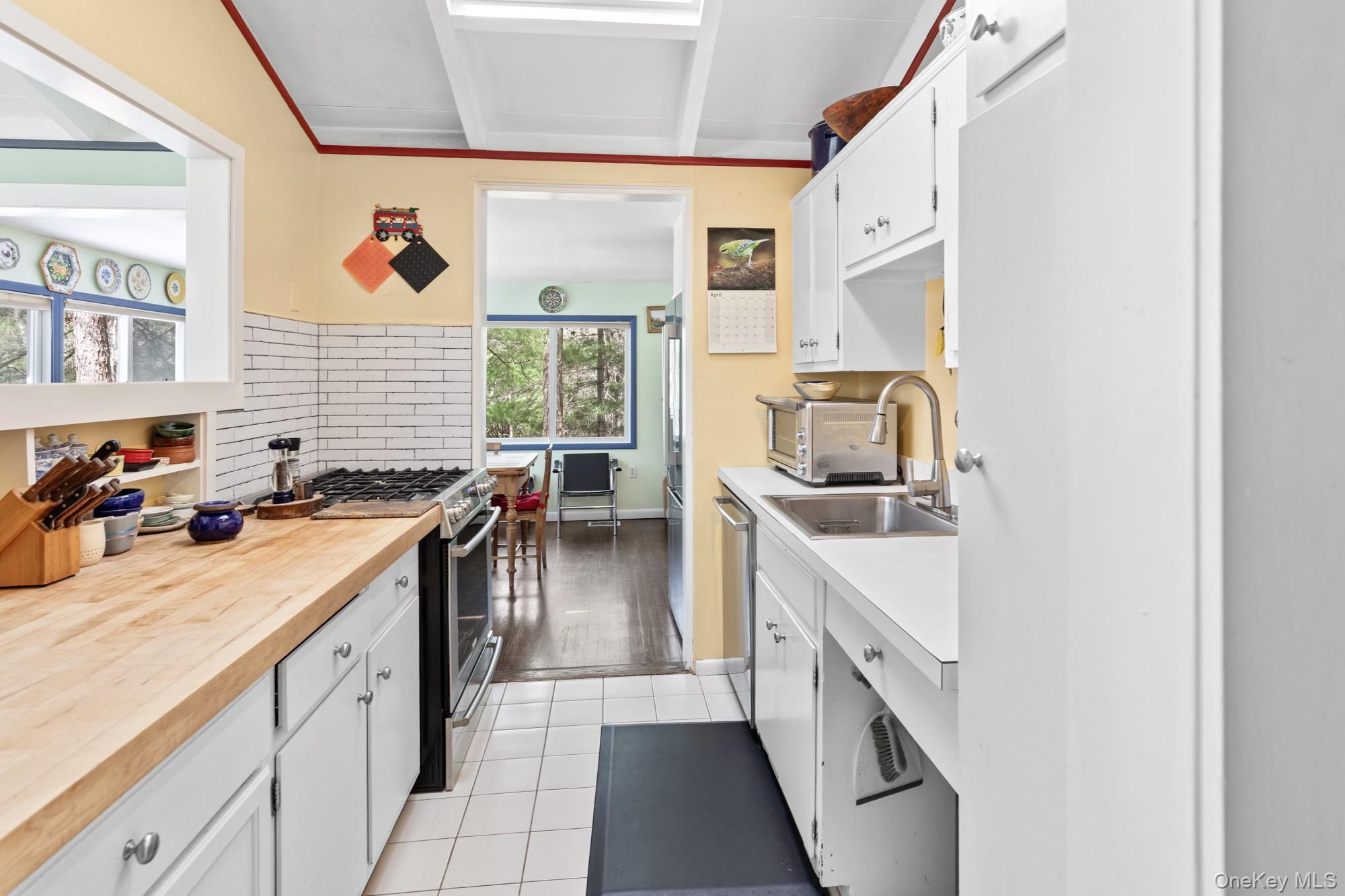 Single Family Two Holes Water Road  Suffolk County, NY 11937, MLS-1019417-7