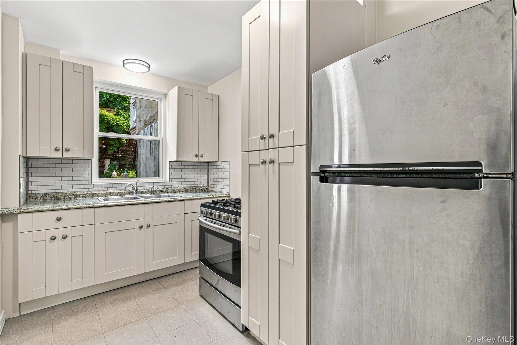 Single Family 26th Street Queens, NY 11105, MLS-1019485-11
