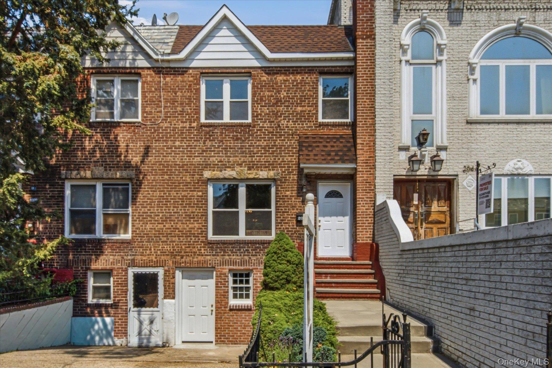 Single Family 26th Street Queens, NY 11105, MLS-1019485-28