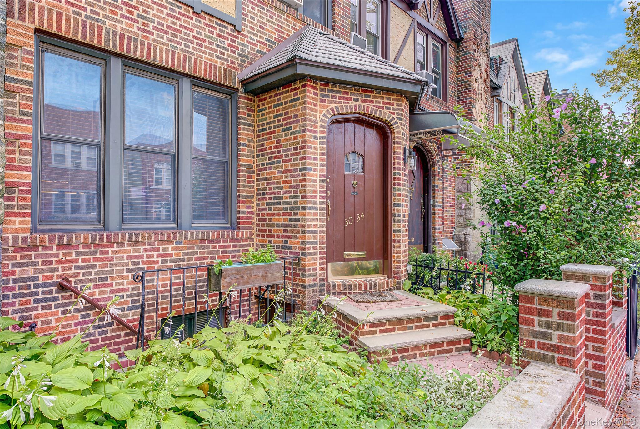 Single Family 85th Street Queens, NY 11370, MLS-1019491-2