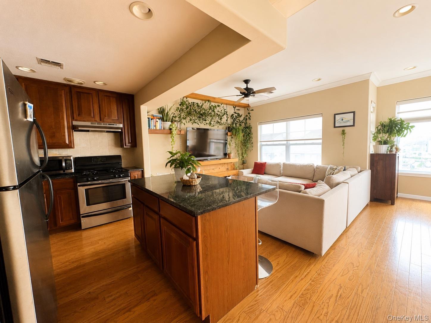 Single Family Beach 74th Street Queens, NY 11692, MLS-1019497-17