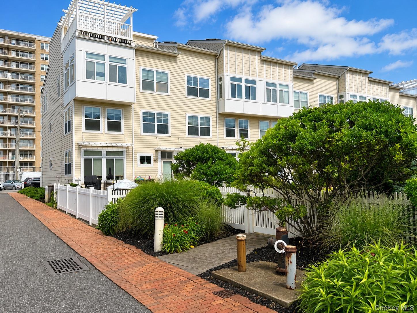 Single Family Beach 74th Street Queens, NY 11692, MLS-1019497-2