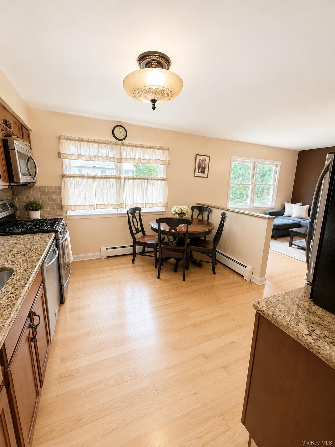 Single Family Twin Court  Rockland County, NY 10965, MLS-1019502-5