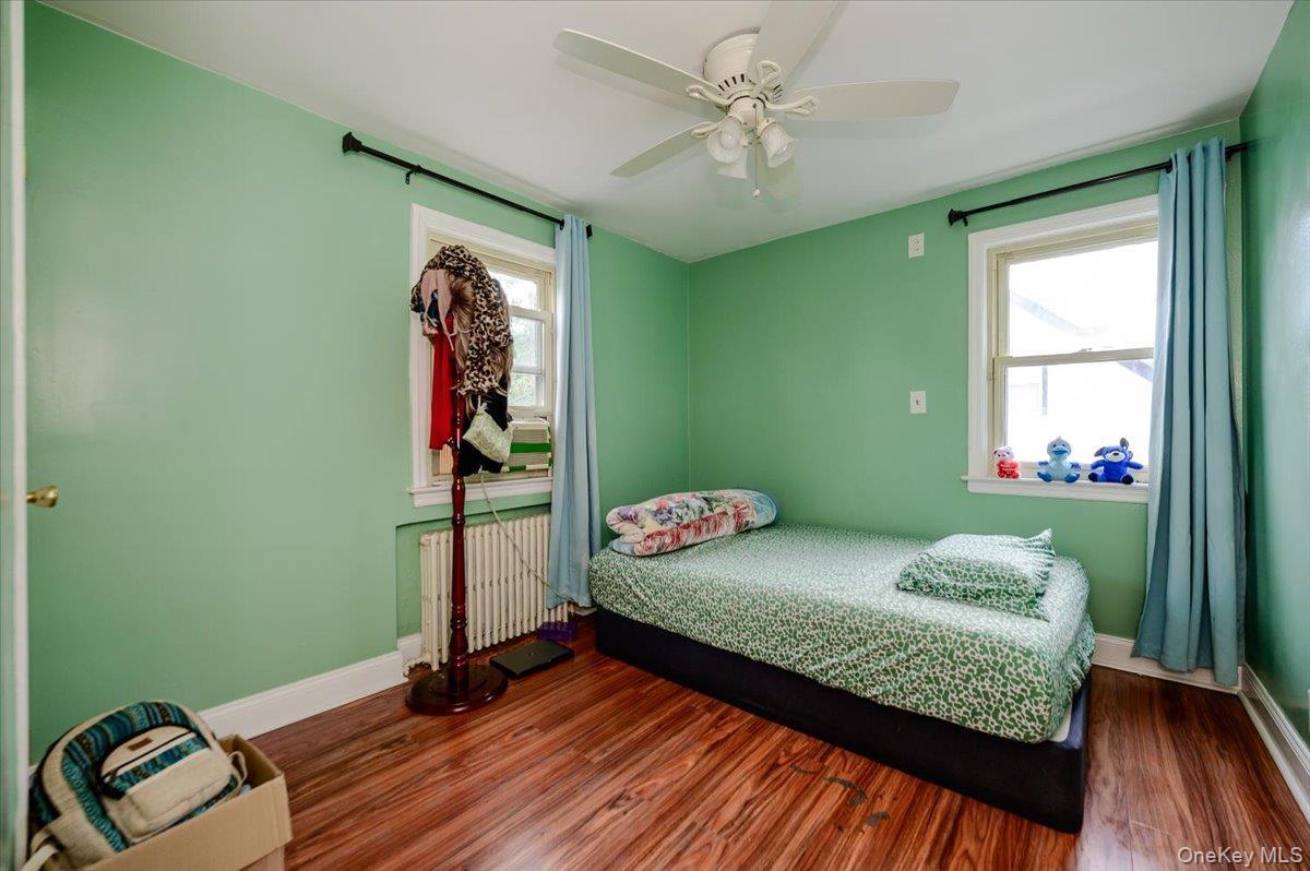 Single Family Maryland Avenue Nassau County, NY 11520, MLS-1019516-16