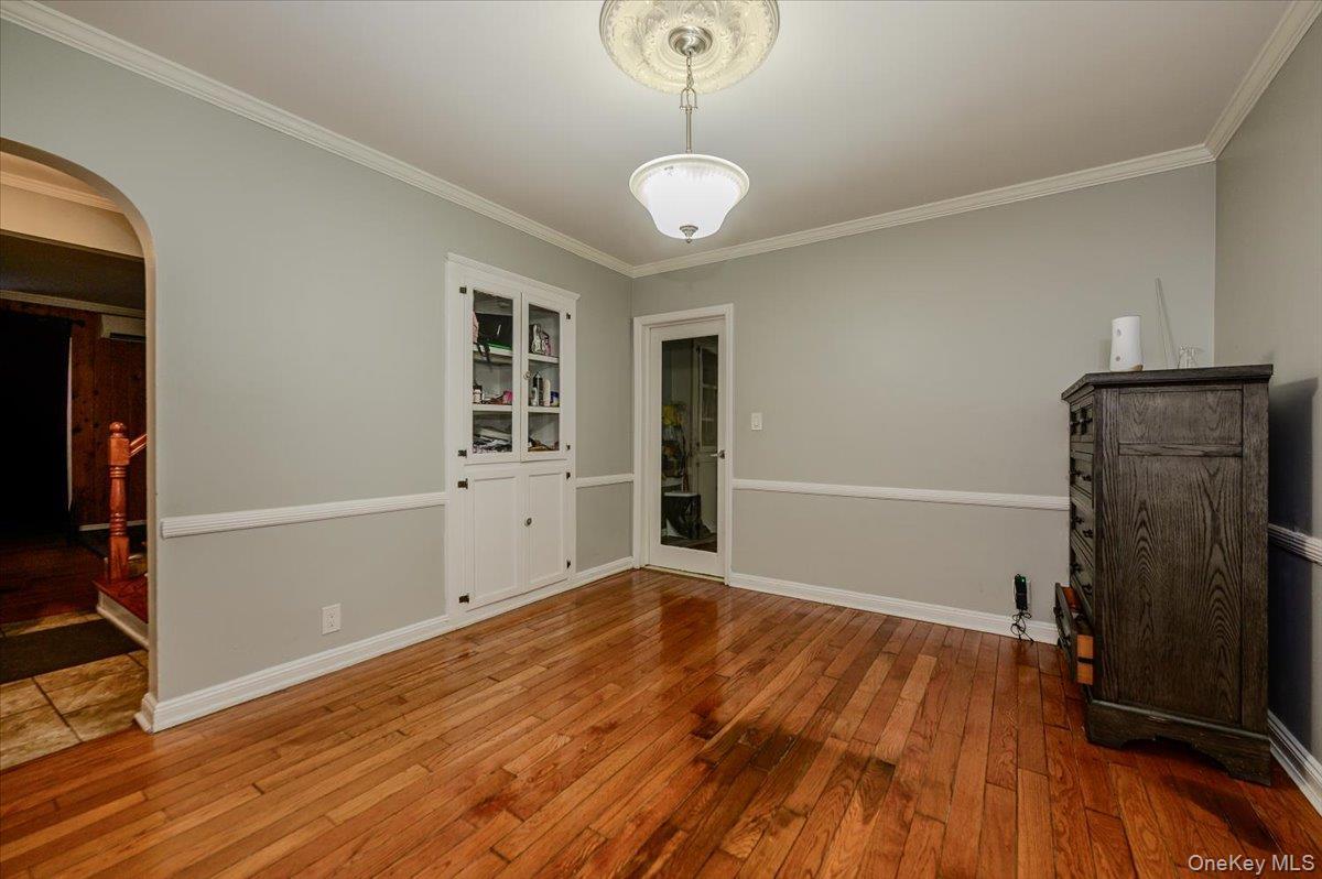 Single Family Maryland Avenue Nassau County, NY 11520, MLS-1019516-5