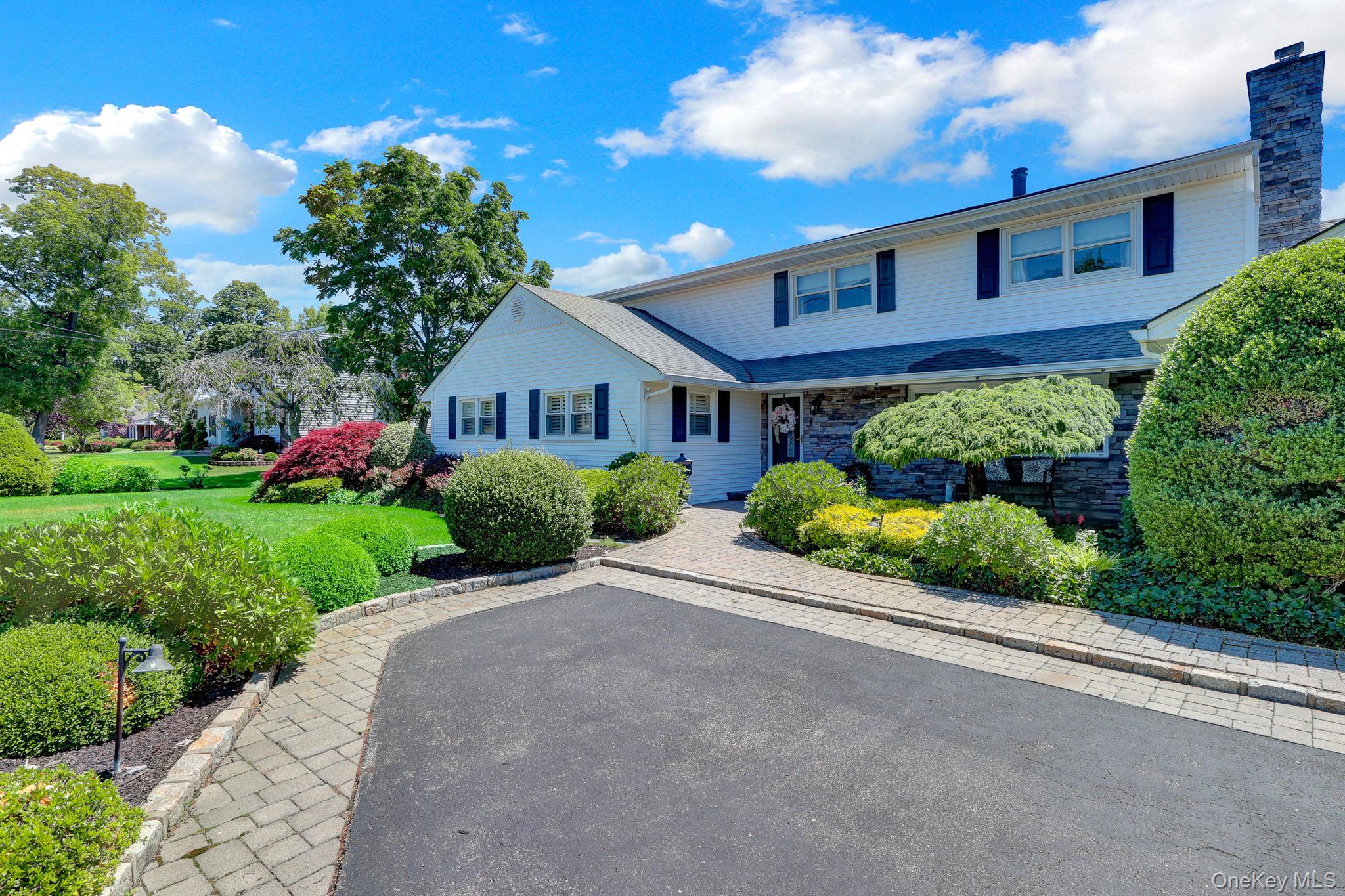 Single Family Shadybrook Lane Suffolk County, NY 11795, MLS-1019534-6